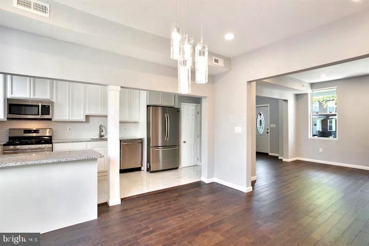 WEST ARLINGTON - Residential