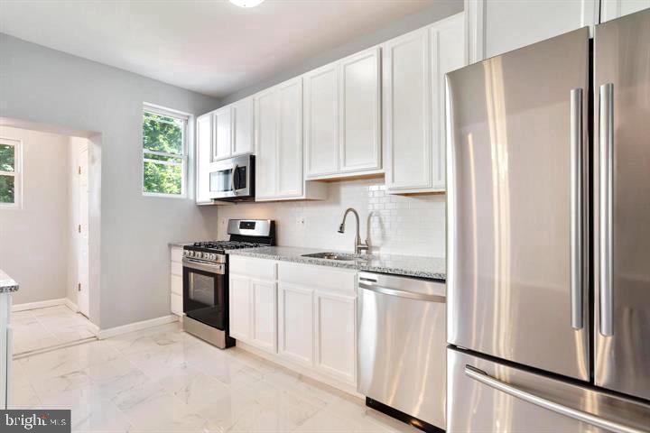 WEST ARLINGTON - Residential