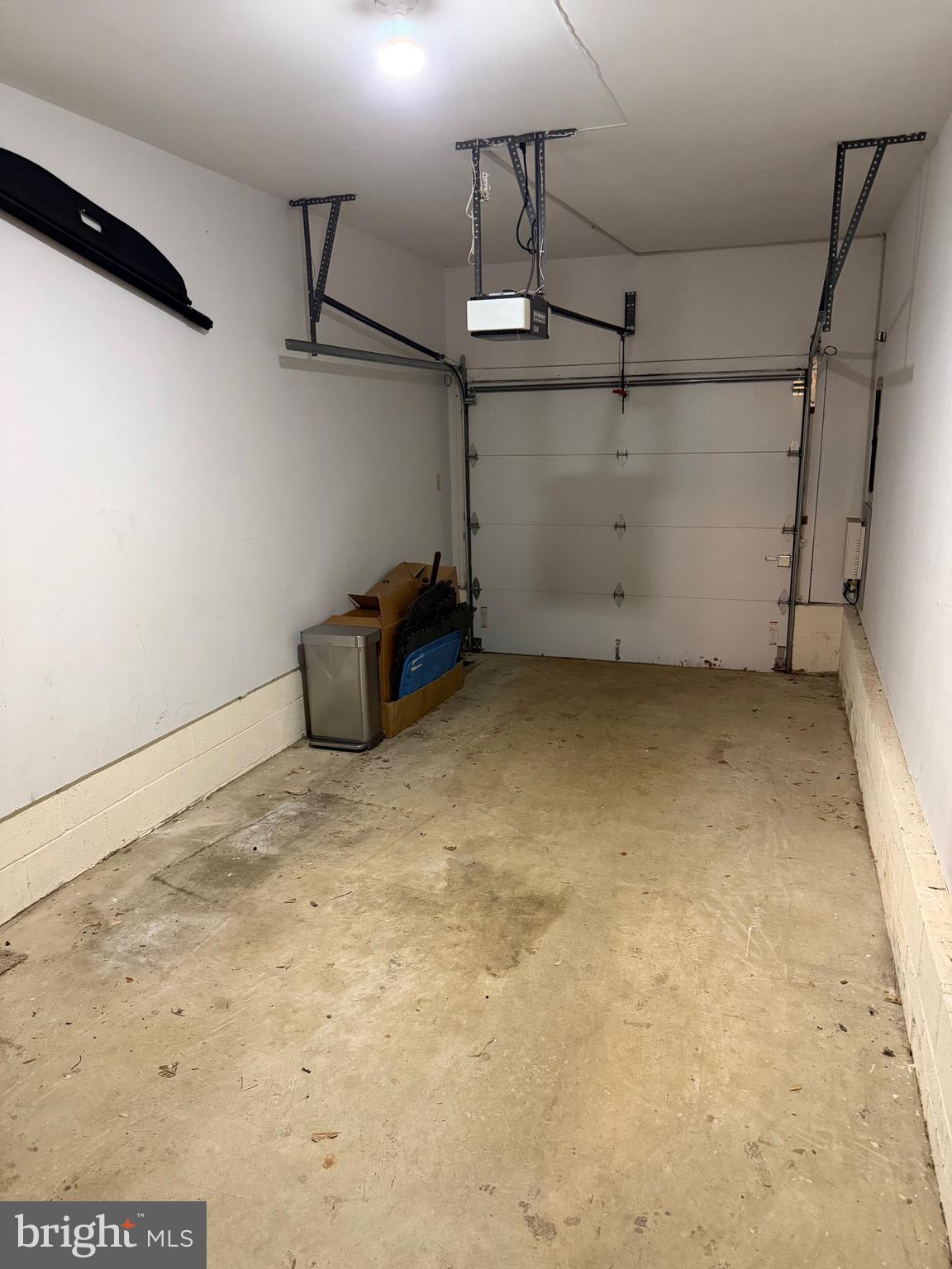 DARLINGTON WOODS - Residential Lease