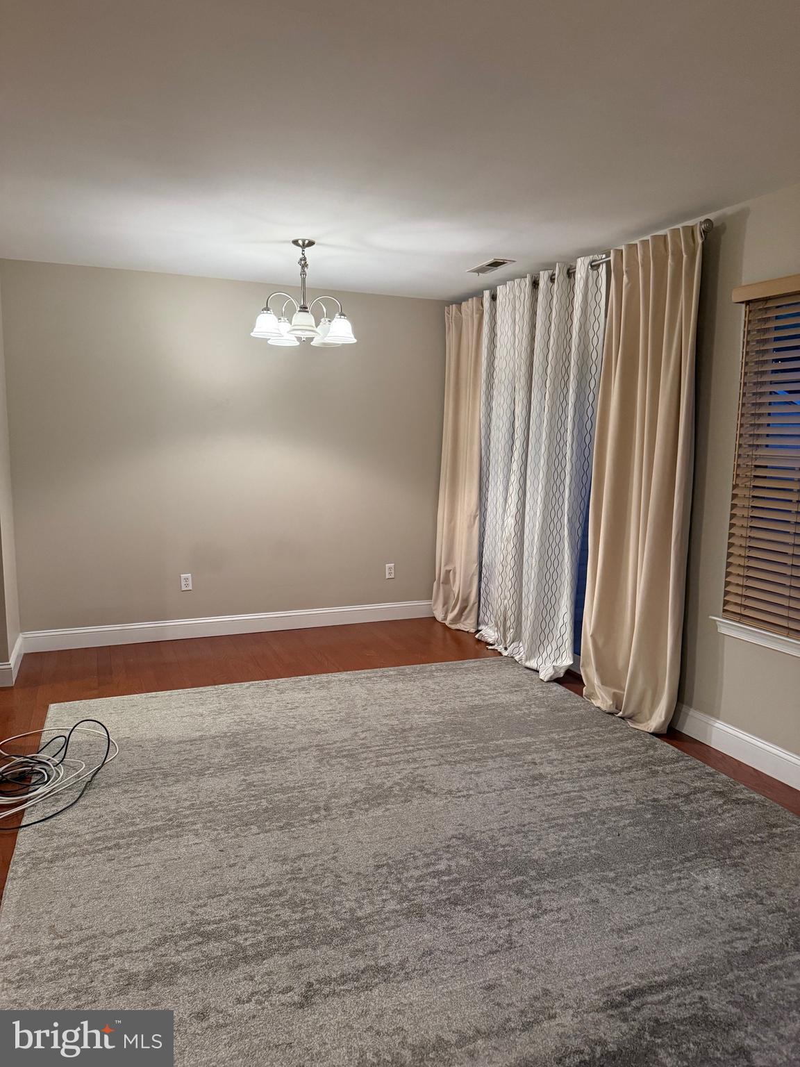 DARLINGTON WOODS - Residential Lease