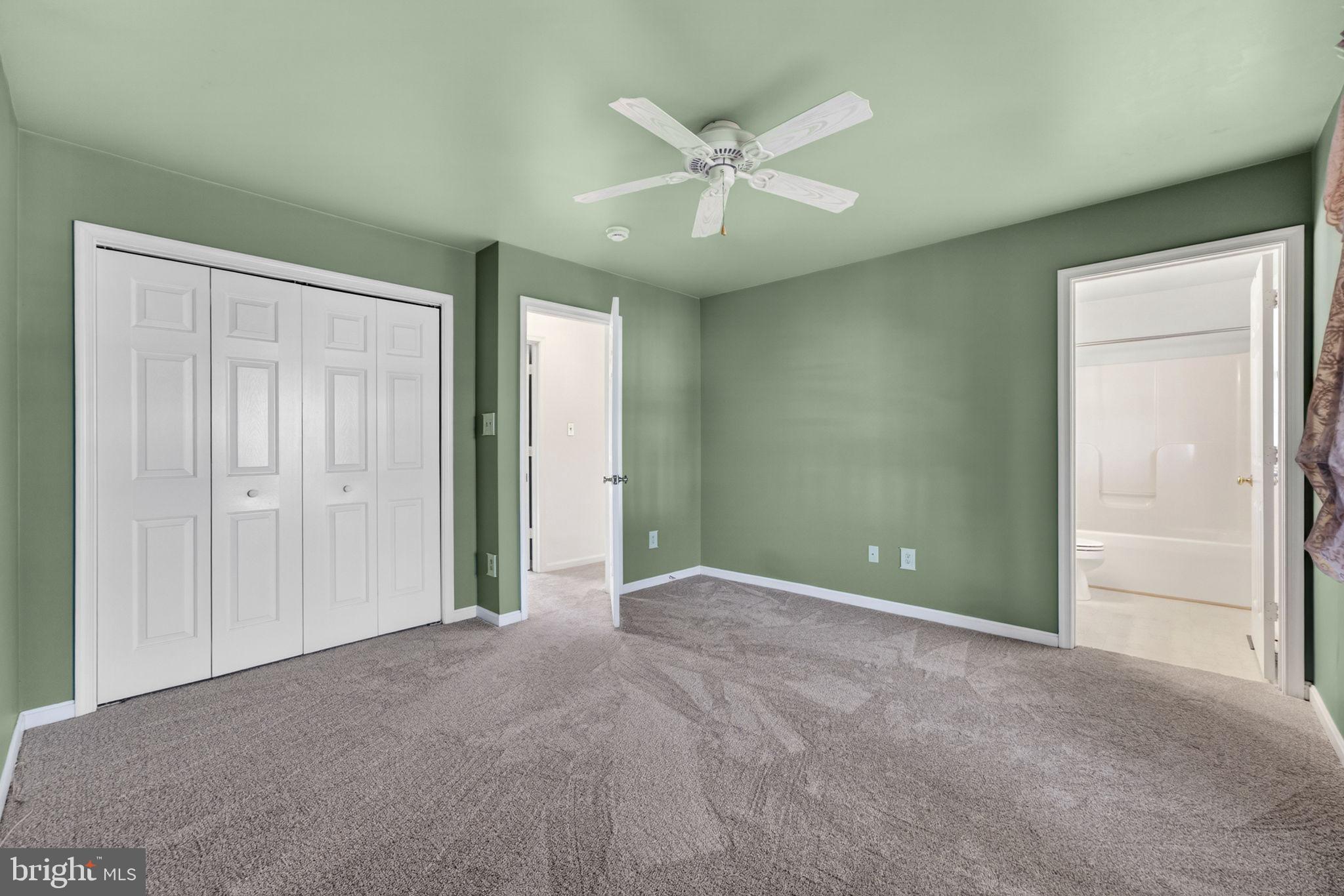 THE MEADOWS - Residential