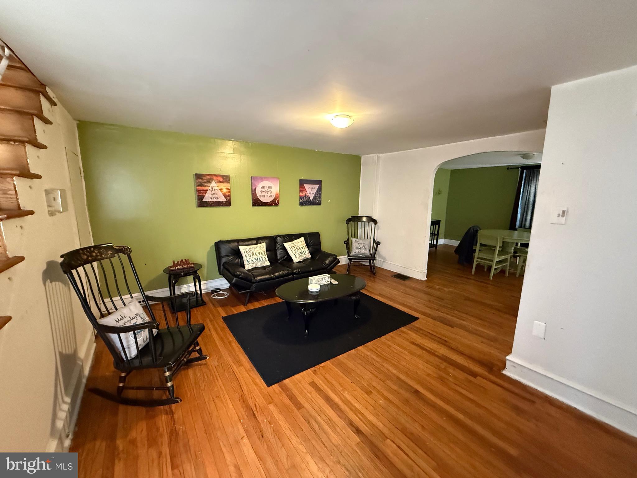 22 E FEDERAL STREET