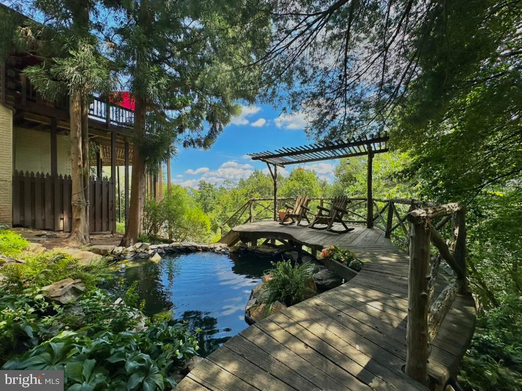 2150 PAINTER COURT