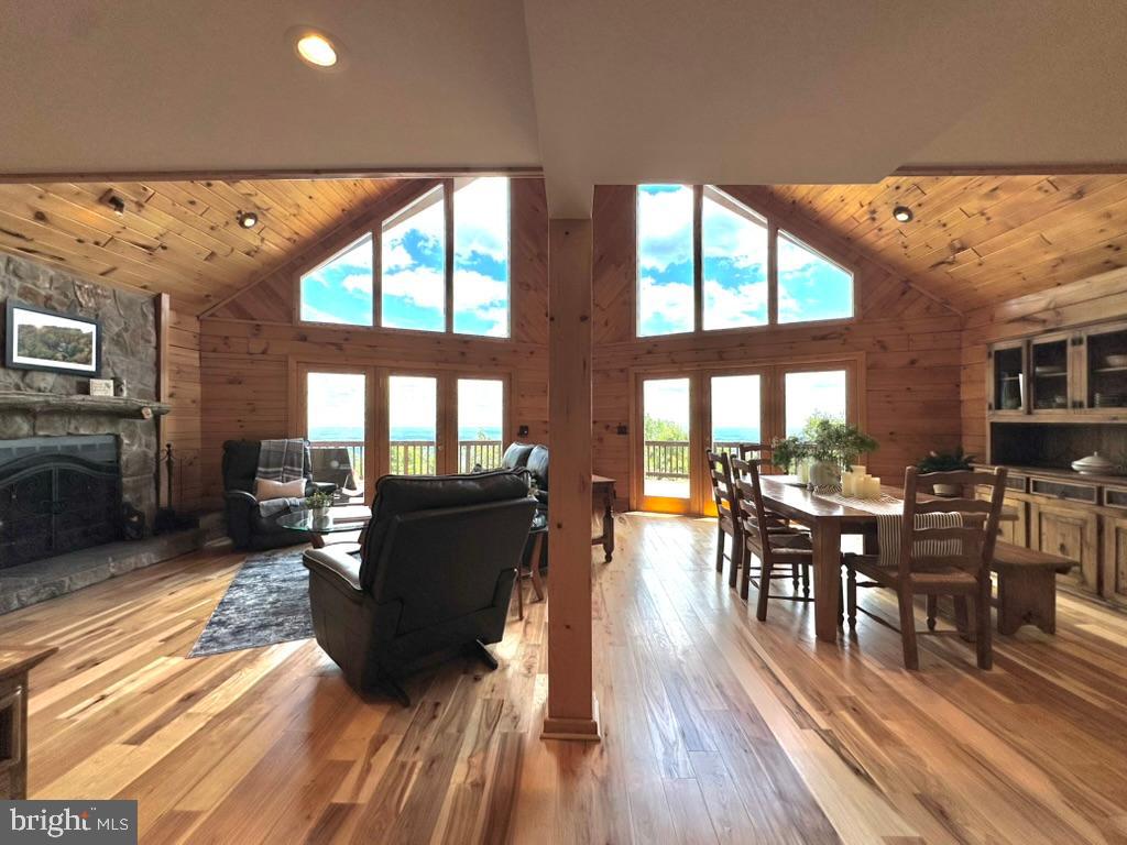 2150 PAINTER COURT