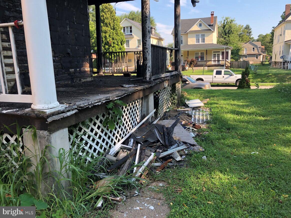 WEST ARLINGTON - Residential