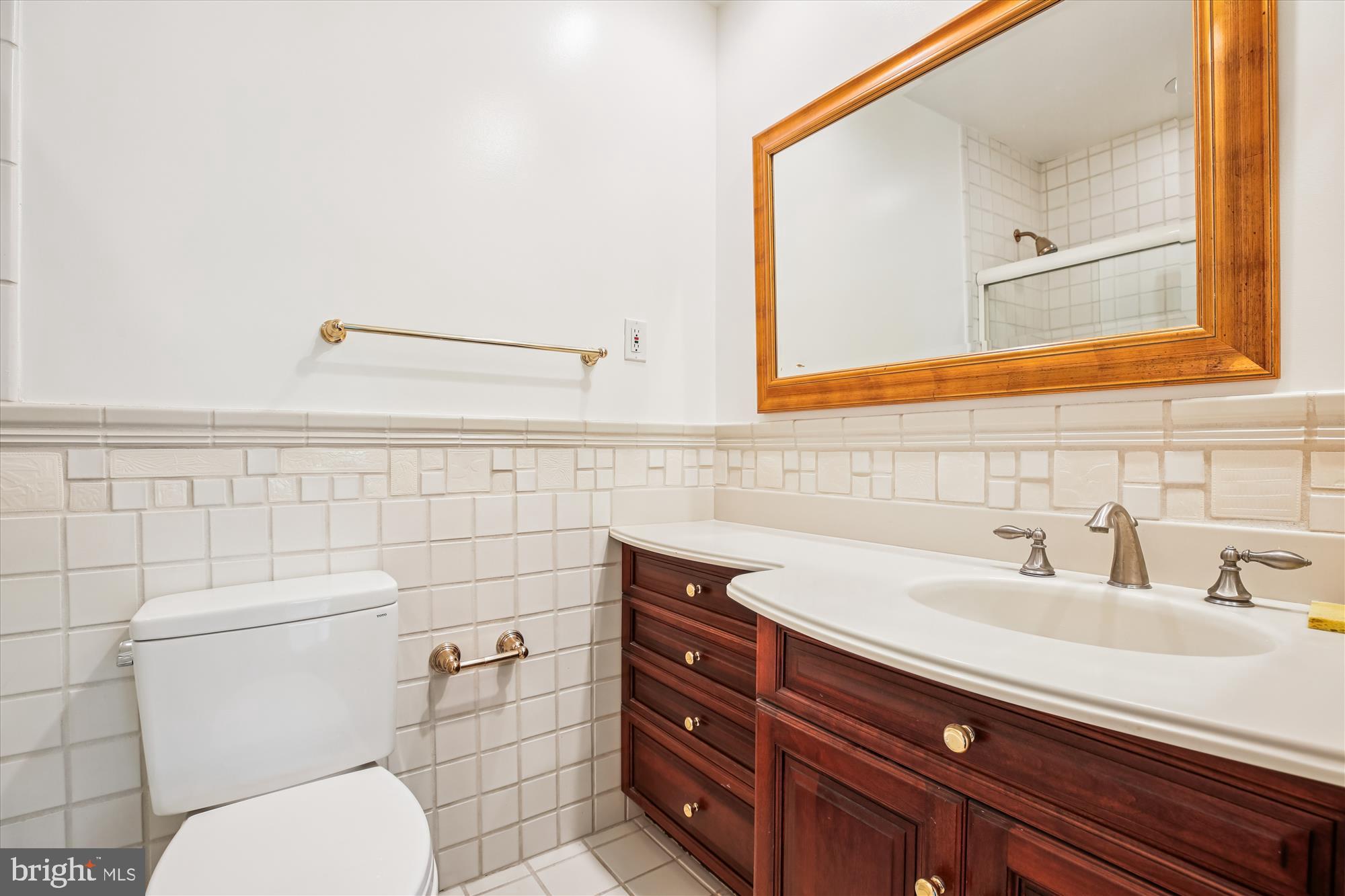 EAST GATE OF POTOMAC - Residential