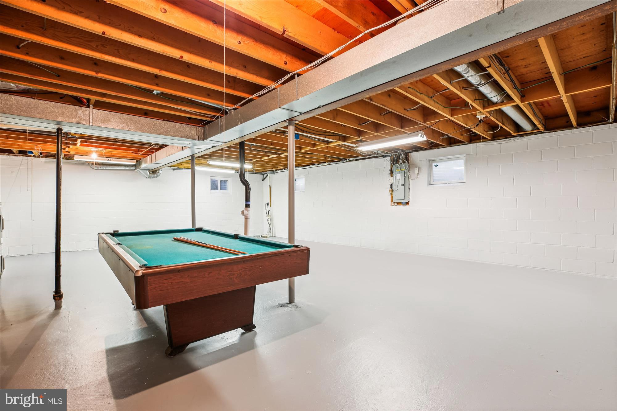 EAST GATE OF POTOMAC - Residential