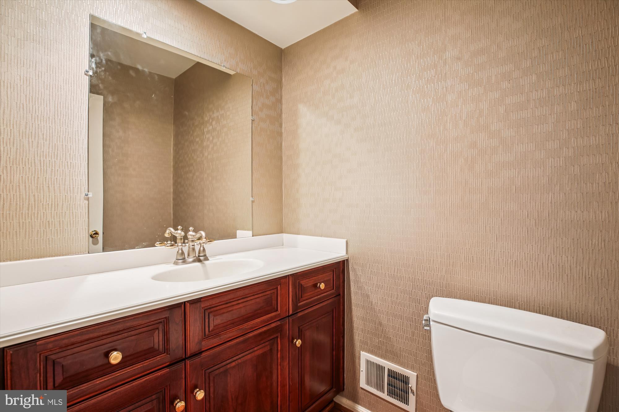 EAST GATE OF POTOMAC - Residential