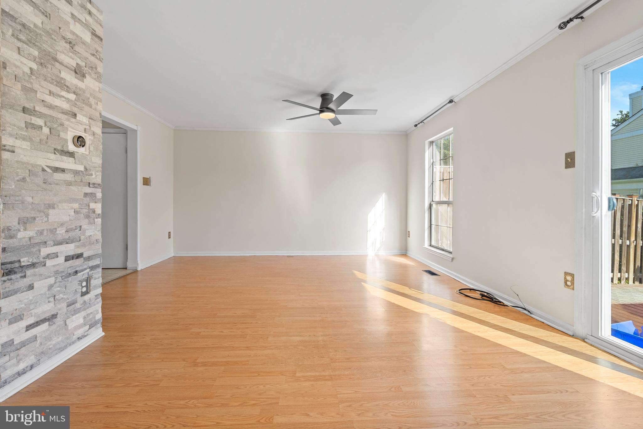 LONGMEAD - Residential