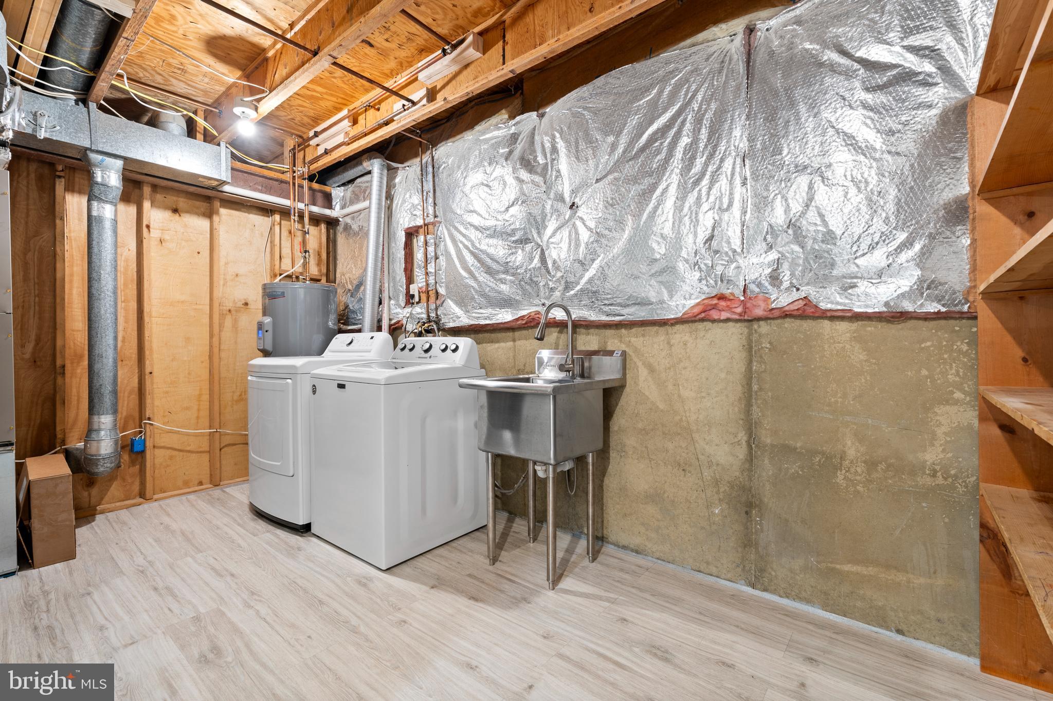 LONGMEAD - Residential