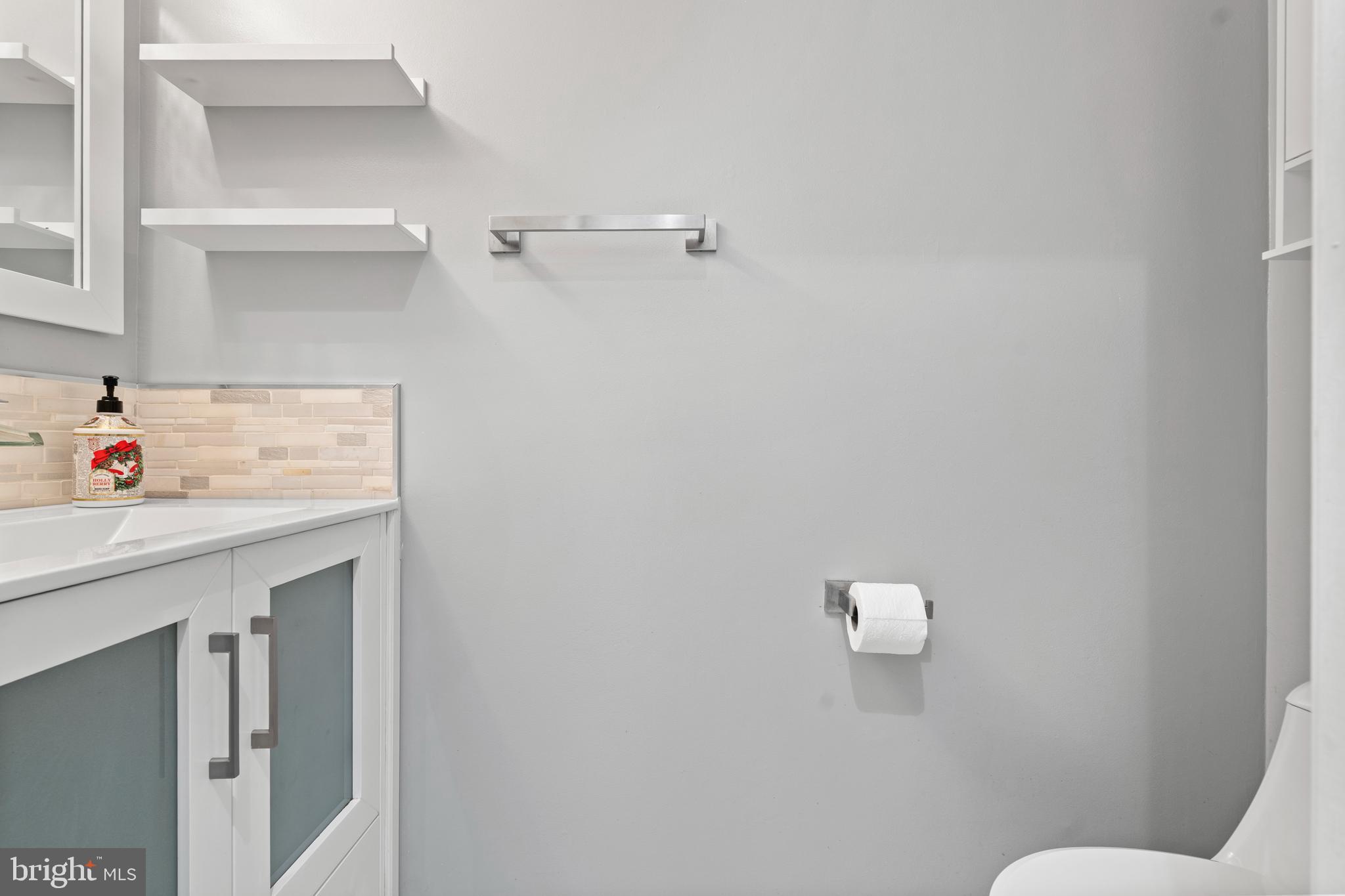 LONGMEAD - Residential