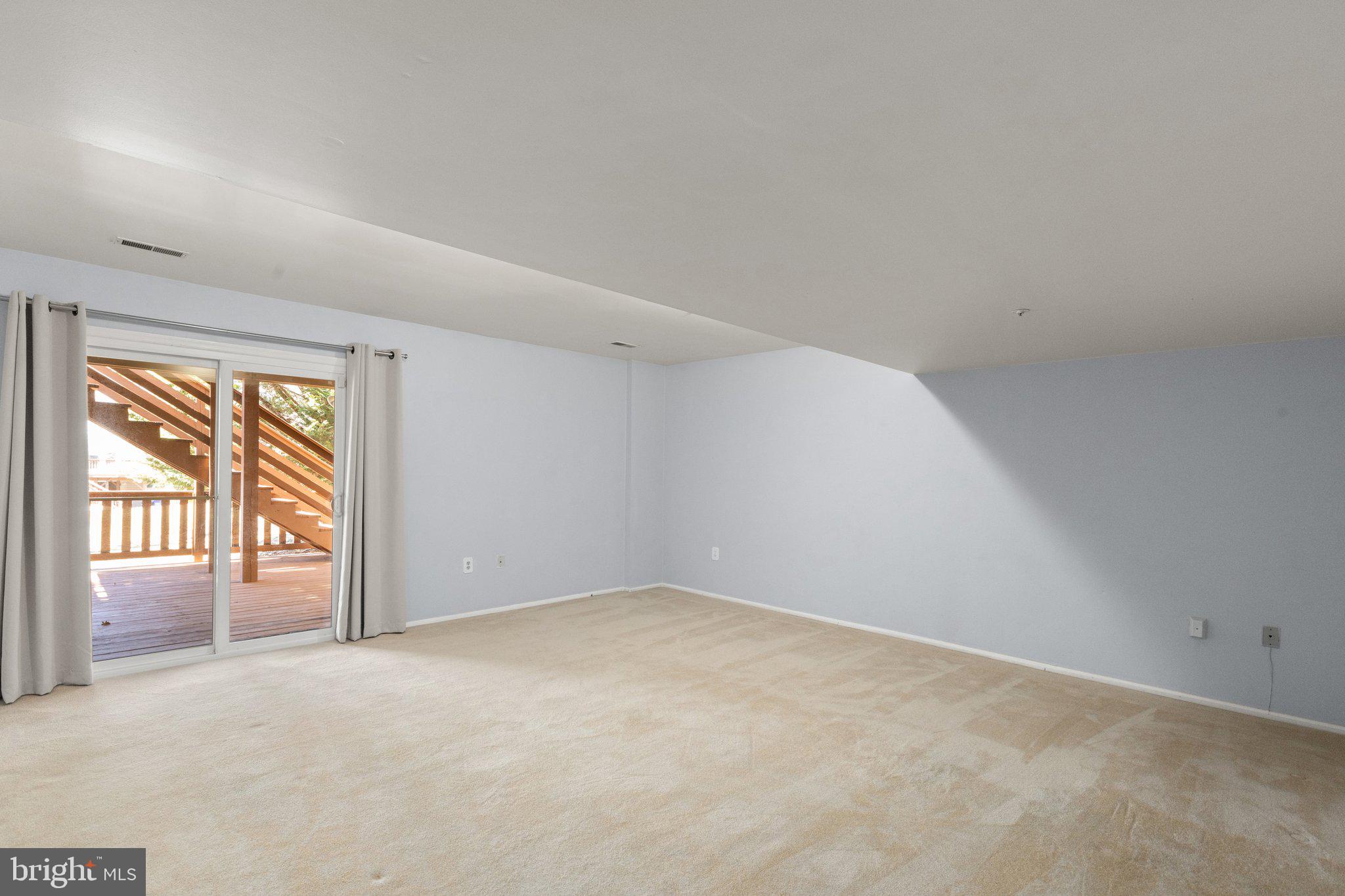 WOODLAND VILLAGE - Residential