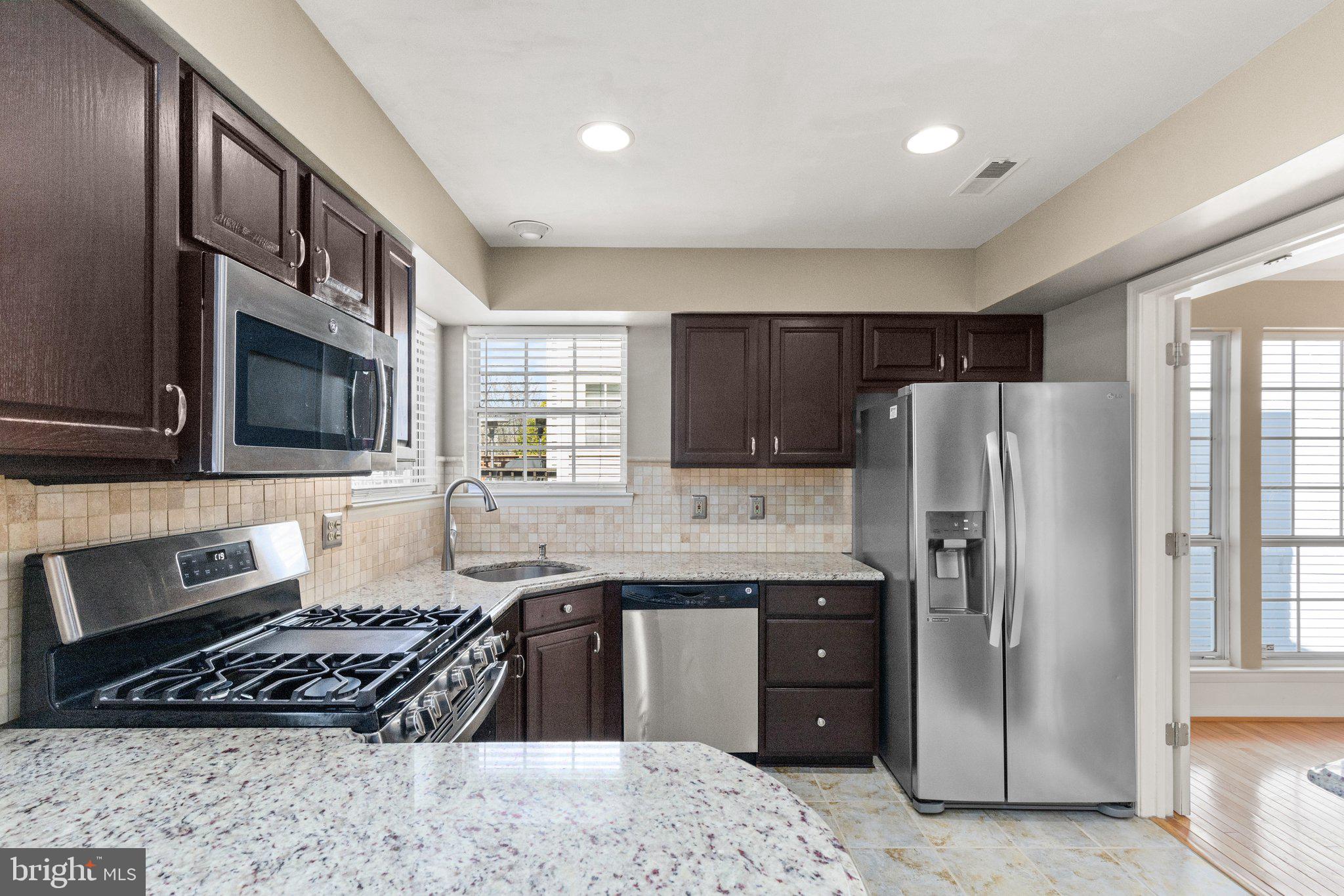 WOODLAND VILLAGE - Residential