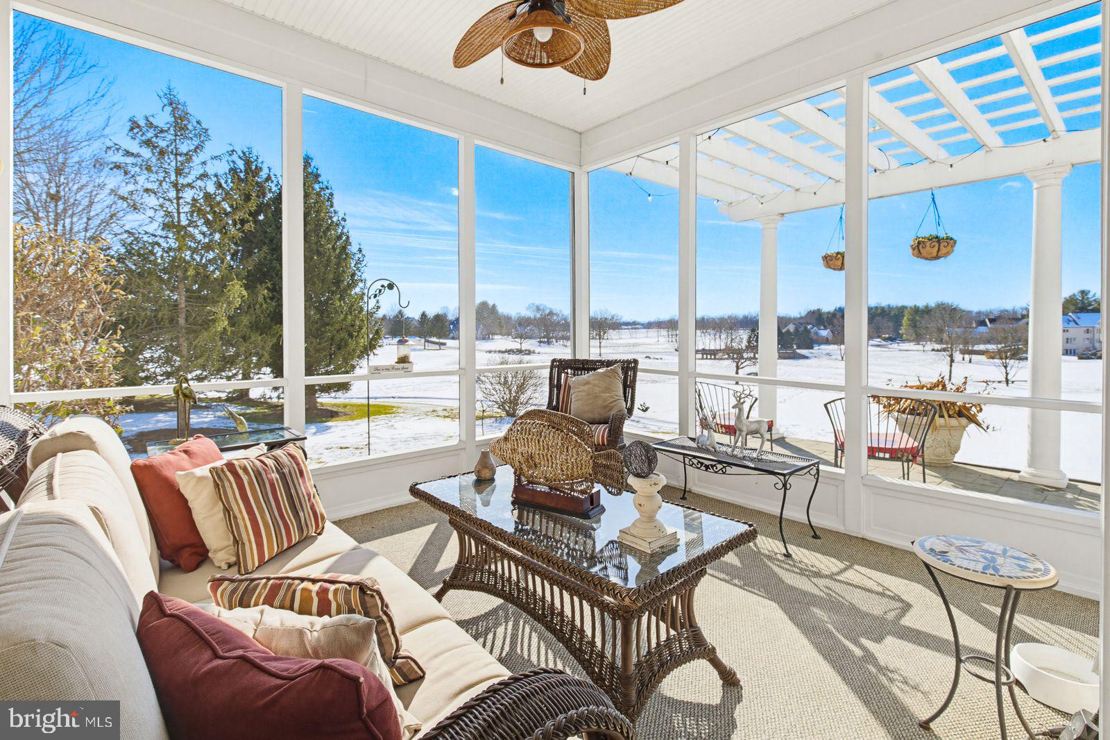 692 GOOSE NECK DRIVE