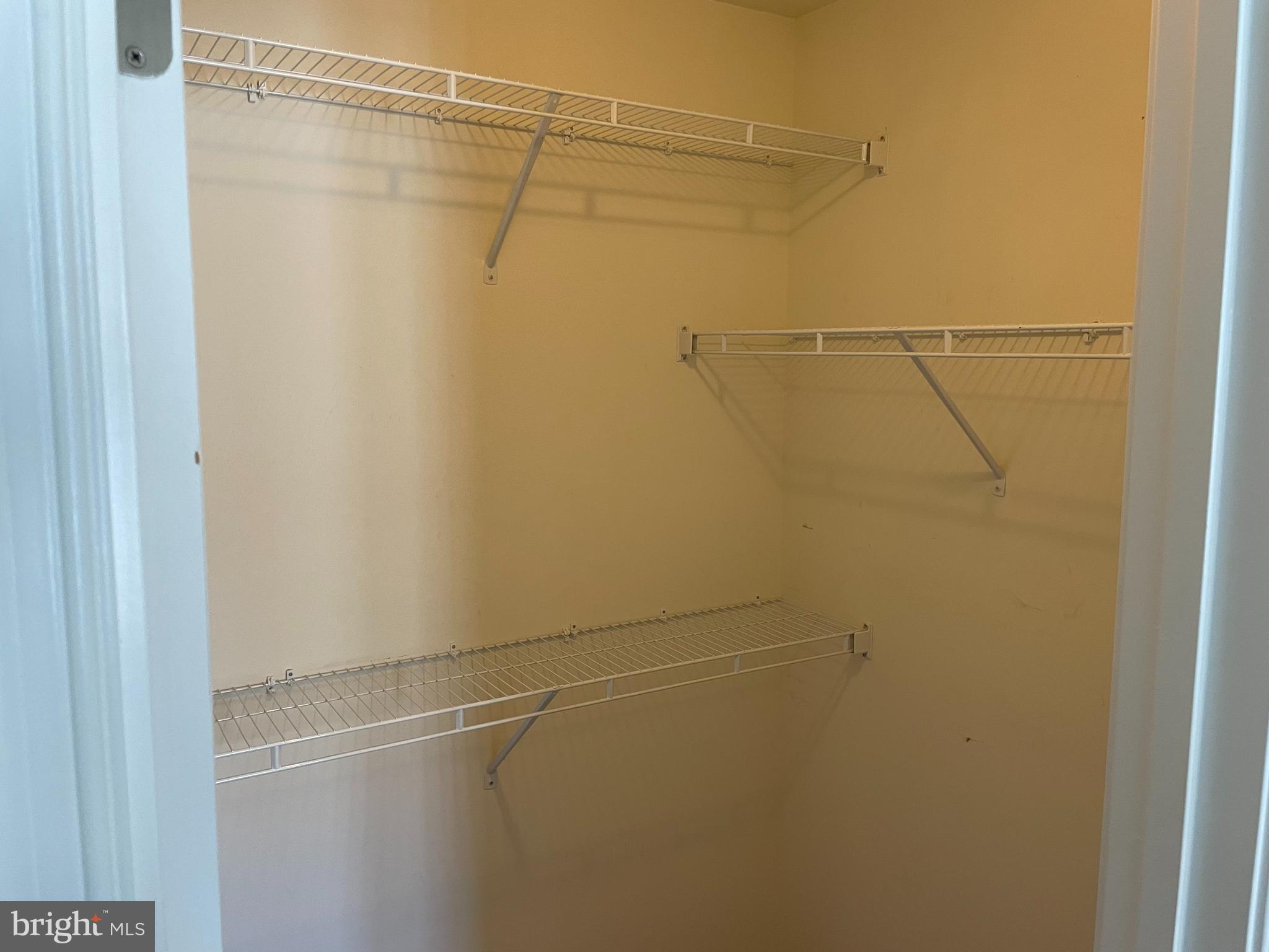 ESPLANADE AT RED RUN - Residential Lease