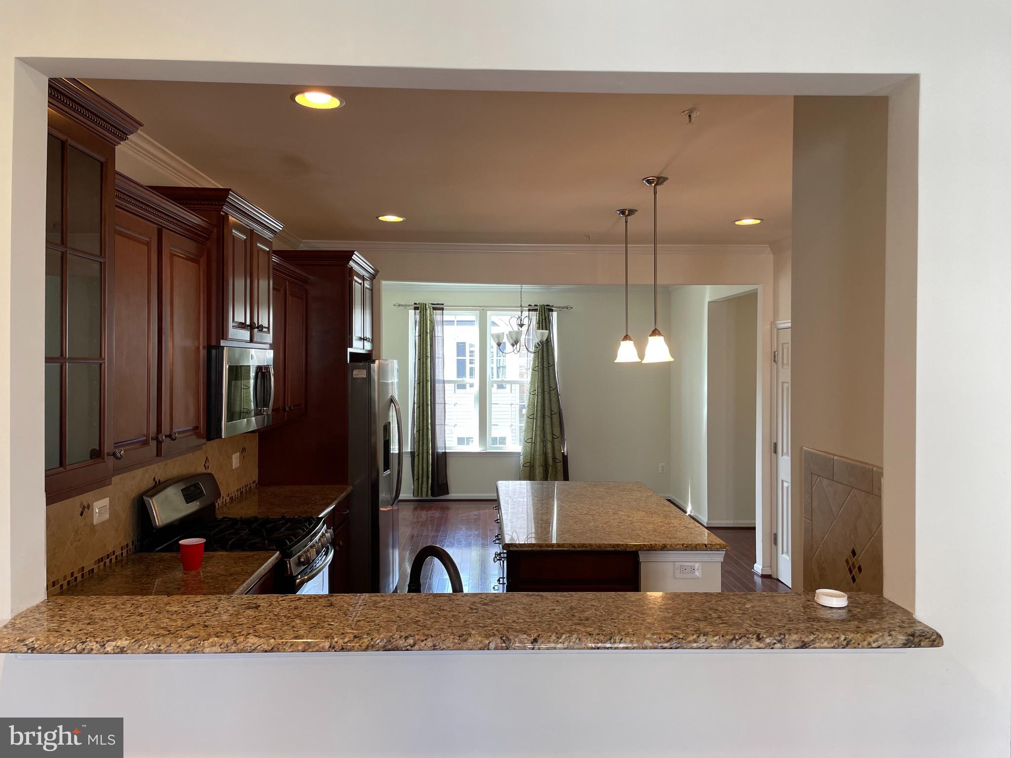 ESPLANADE AT RED RUN - Residential Lease