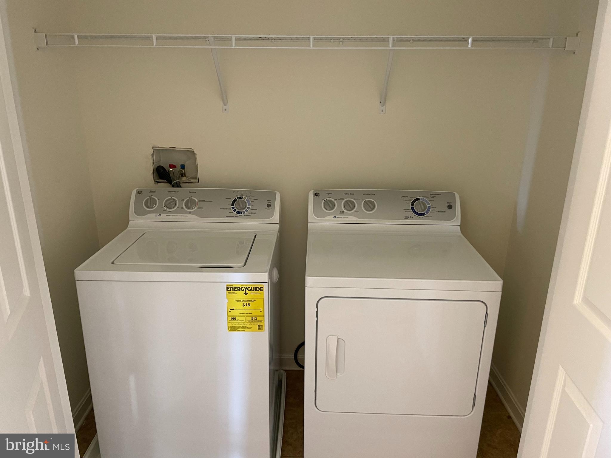 ESPLANADE AT RED RUN - Residential Lease