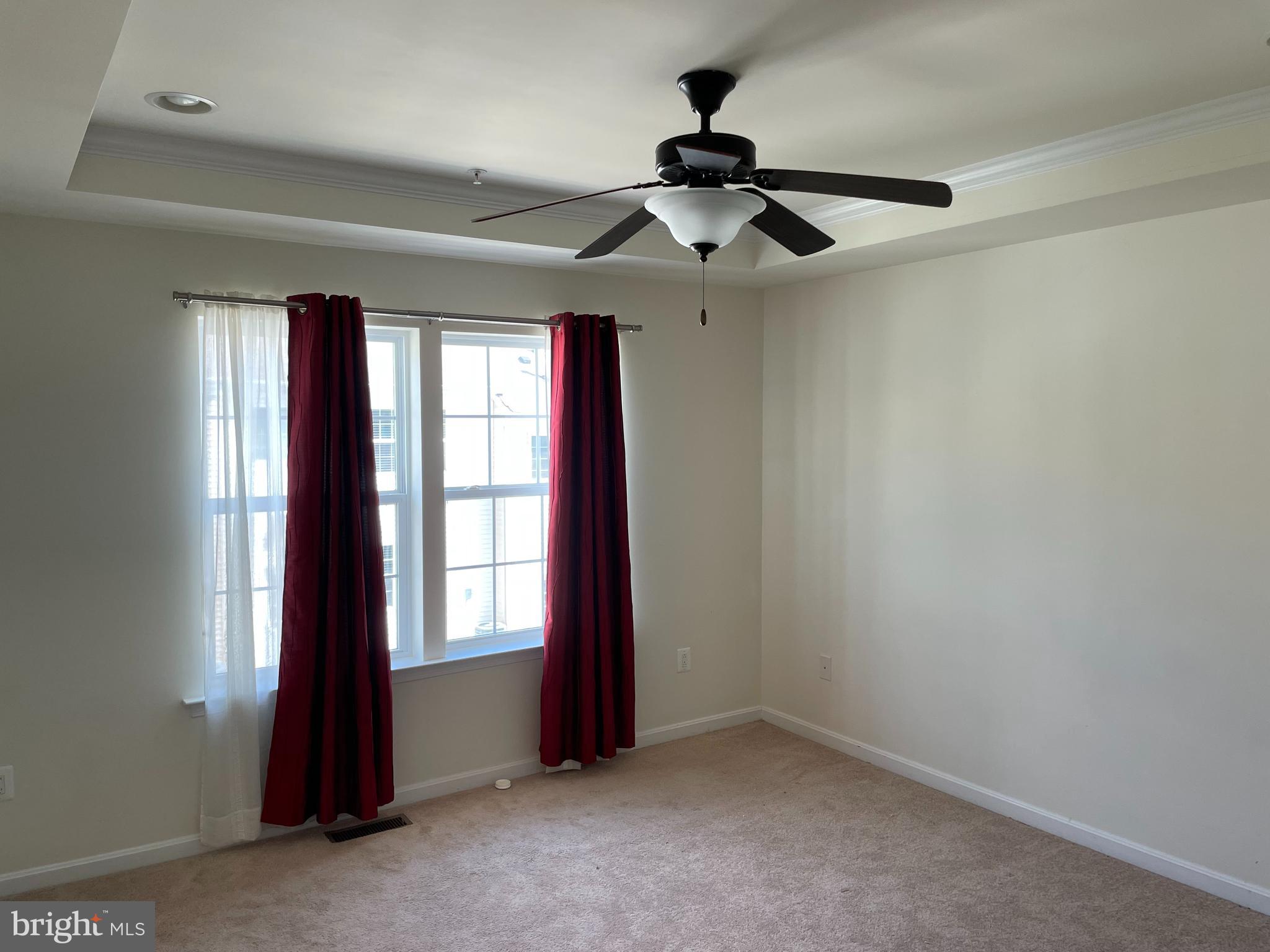 ESPLANADE AT RED RUN - Residential Lease