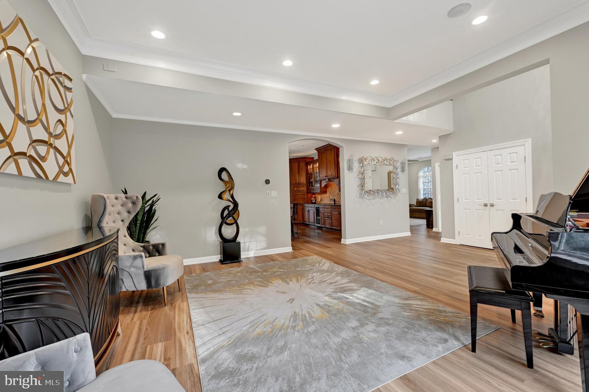 LAKE HILL ESTATES - Residential