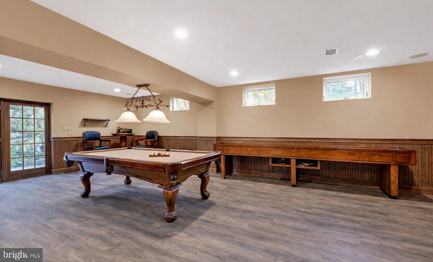 LAKE HILL ESTATES - Residential