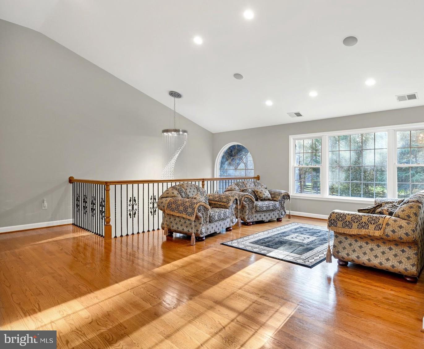 LAKE HILL ESTATES - Residential