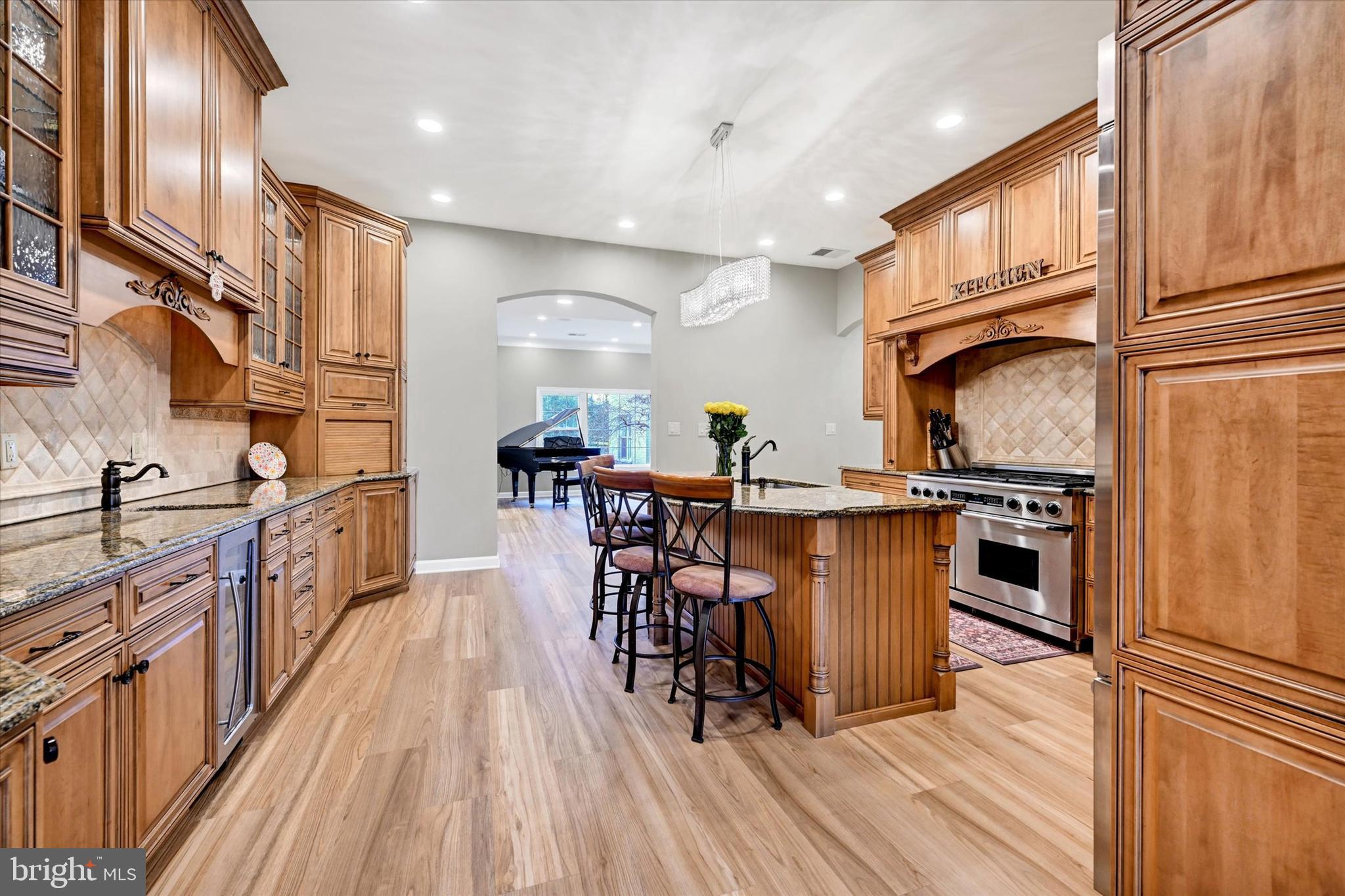 LAKE HILL ESTATES - Residential