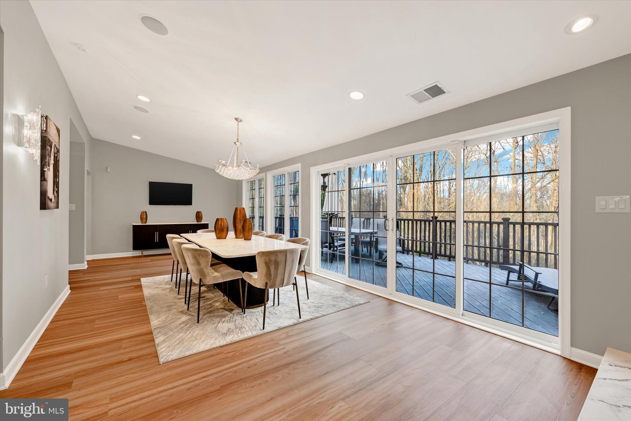 LAKE HILL ESTATES - Residential