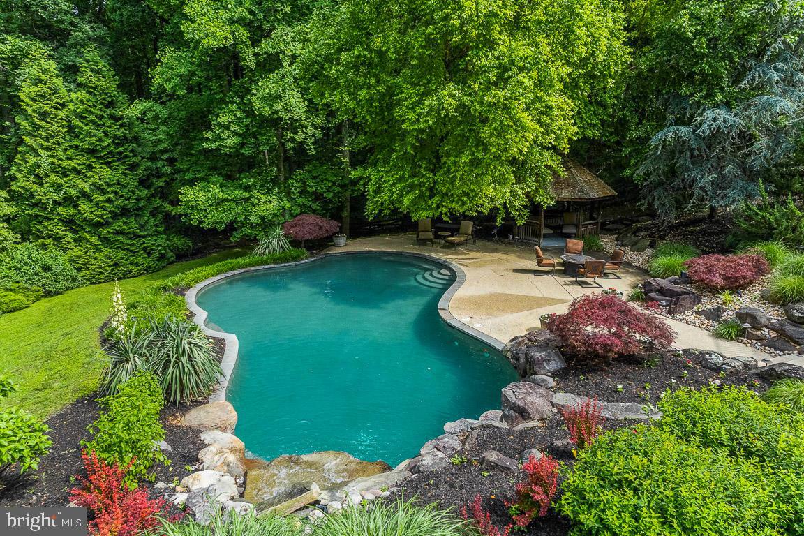 LAKE HILL ESTATES - Residential