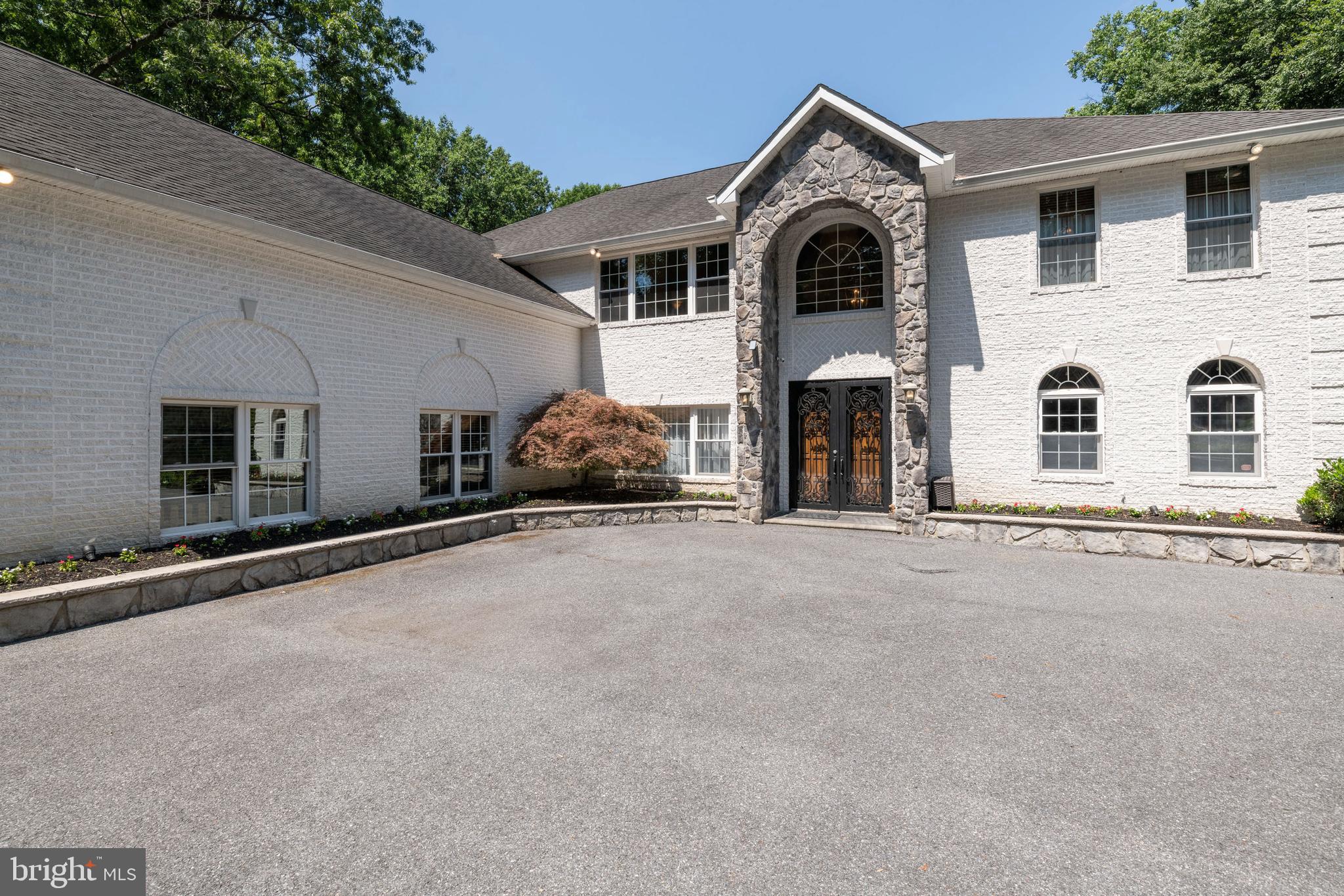 LAKE HILL ESTATES - Residential