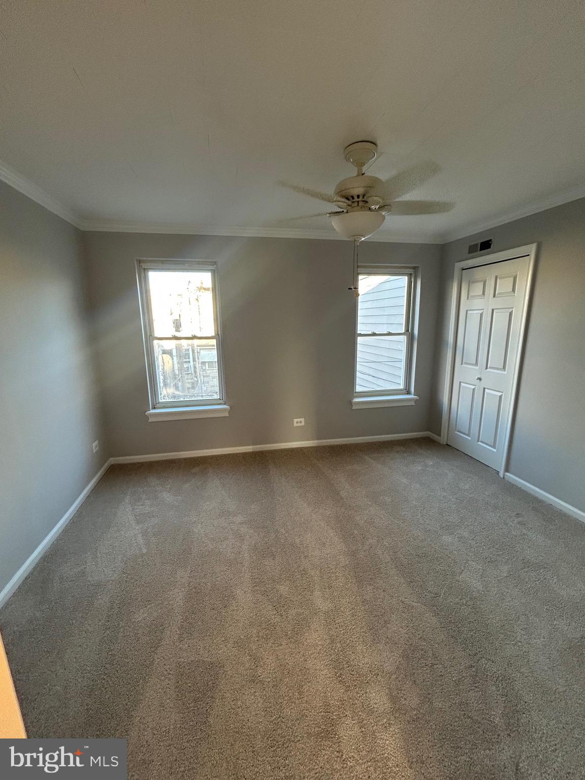 LOCUST POINT - Residential