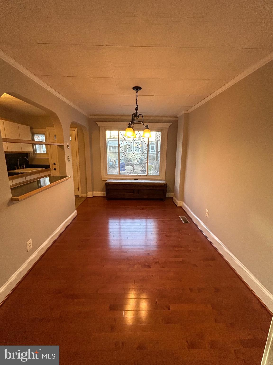 LOCUST POINT - Residential