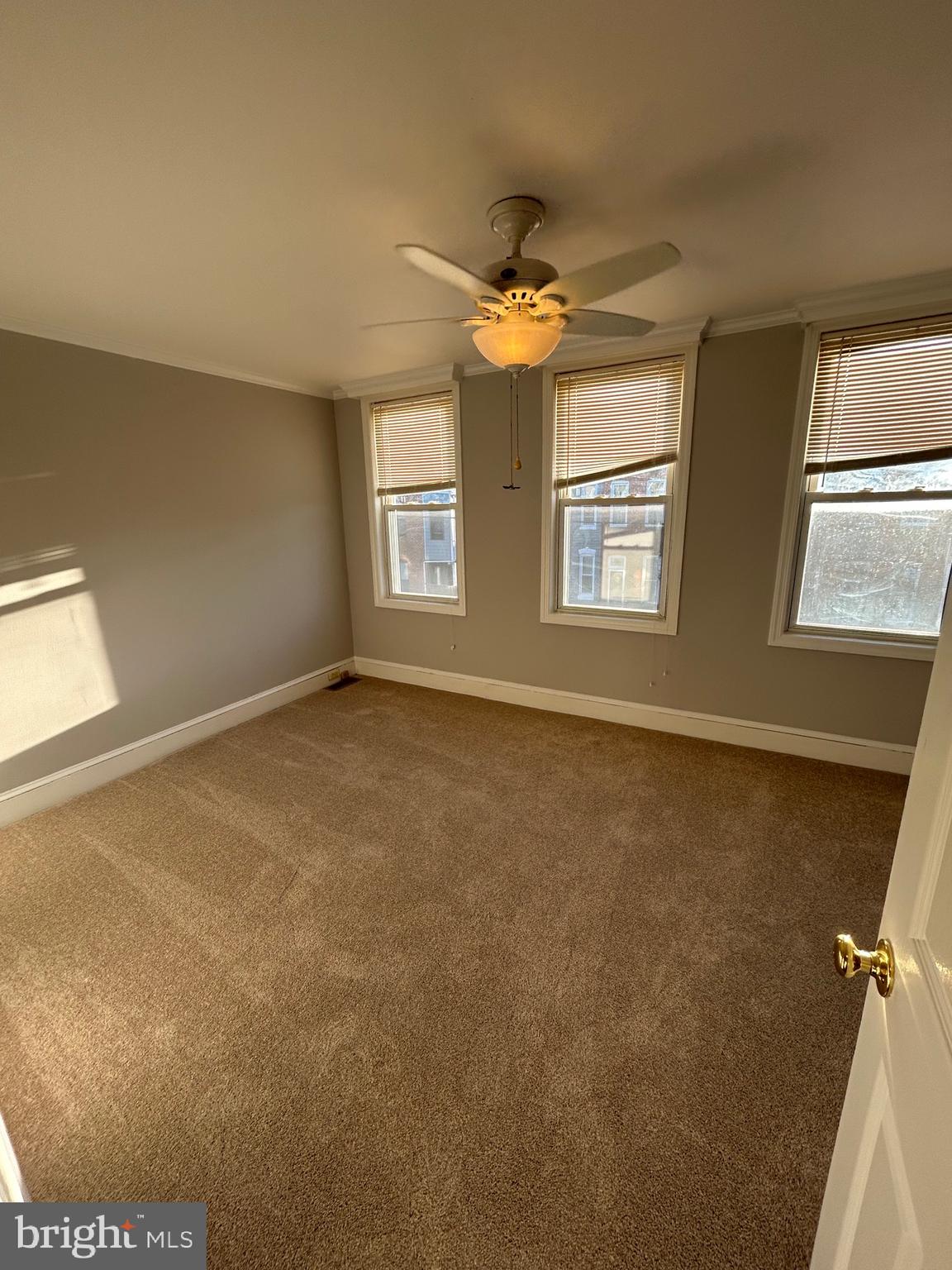 LOCUST POINT - Residential