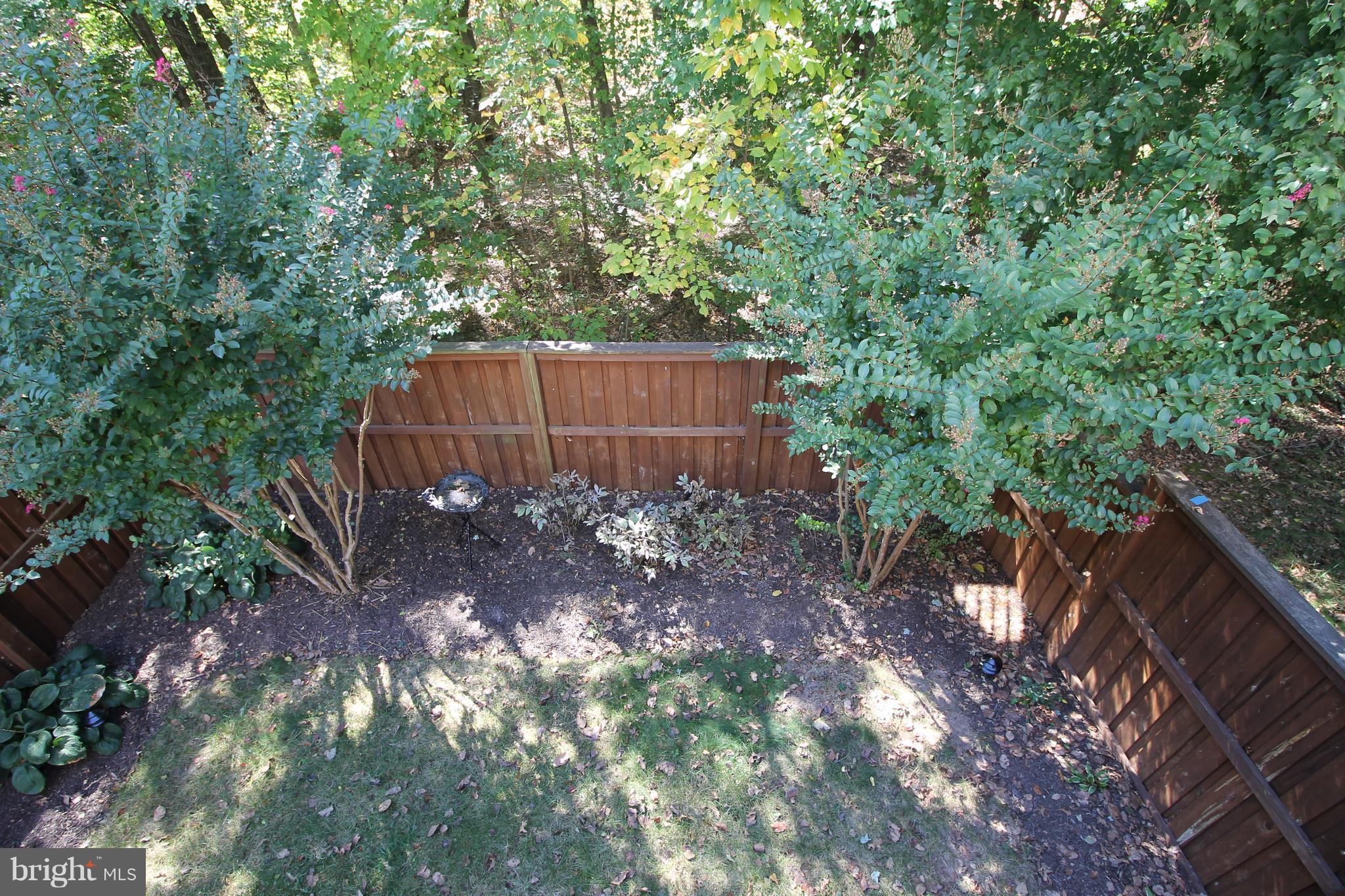 SIGNATURE AT BROADLANDS - Residential Lease