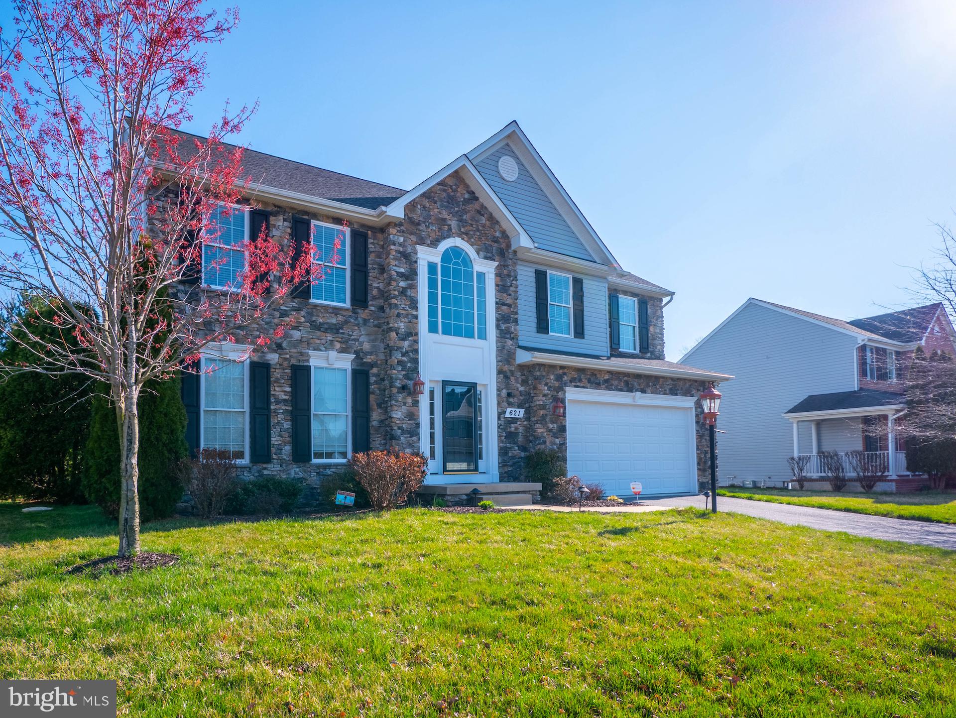 NORTH BROOK - Residential