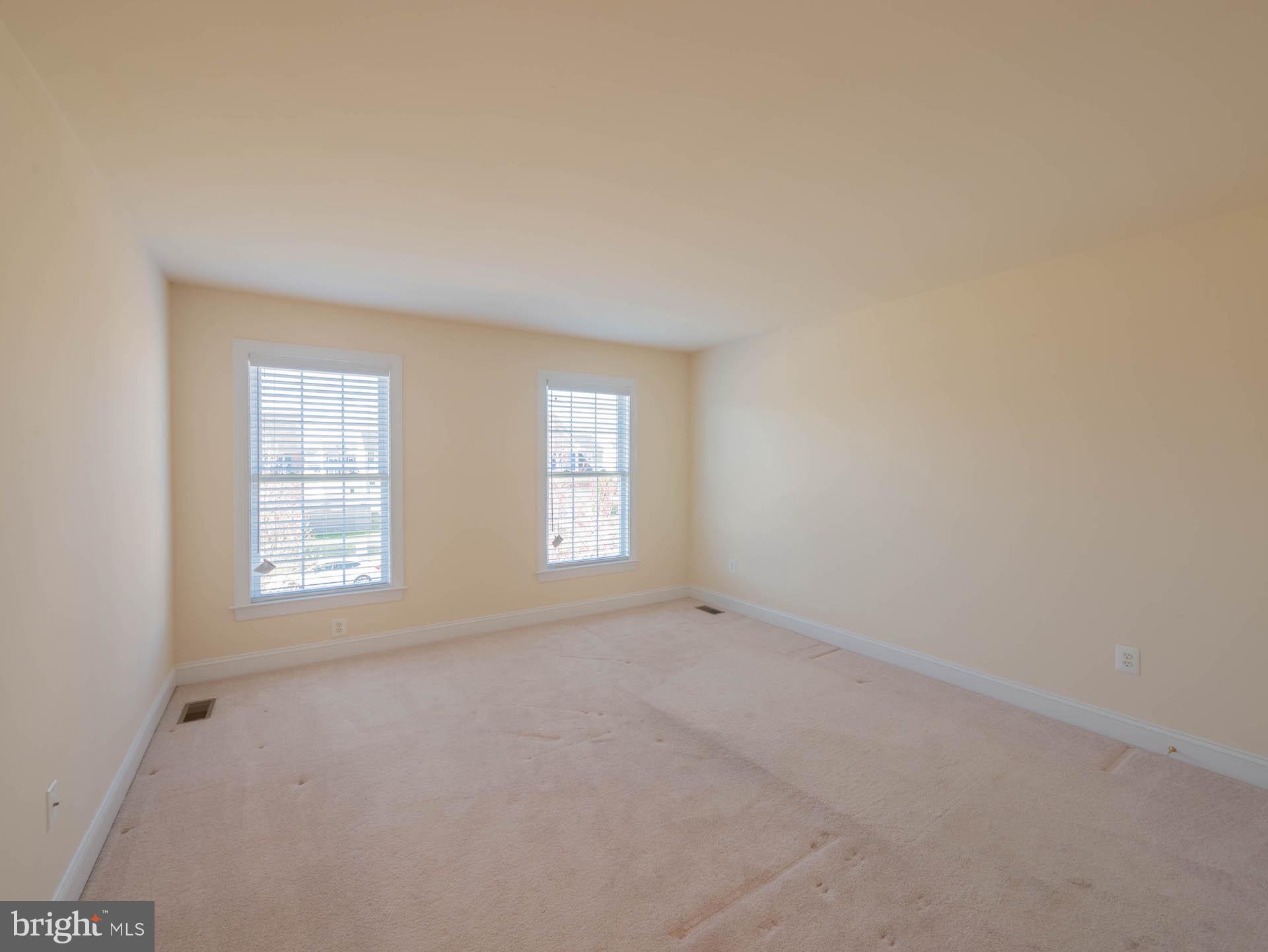 NORTH BROOK - Residential