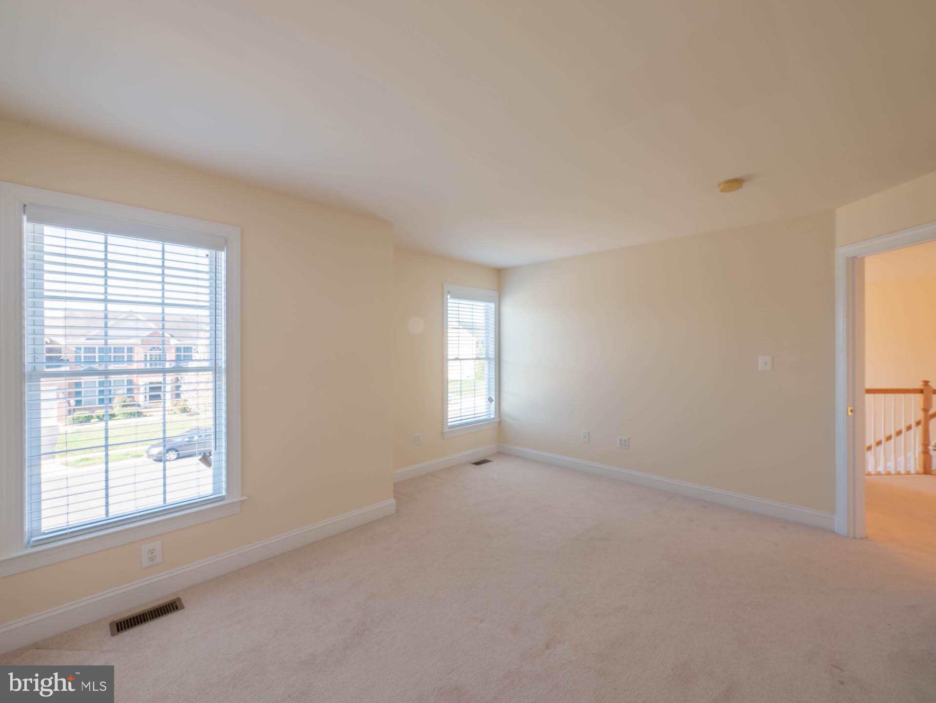 NORTH BROOK - Residential