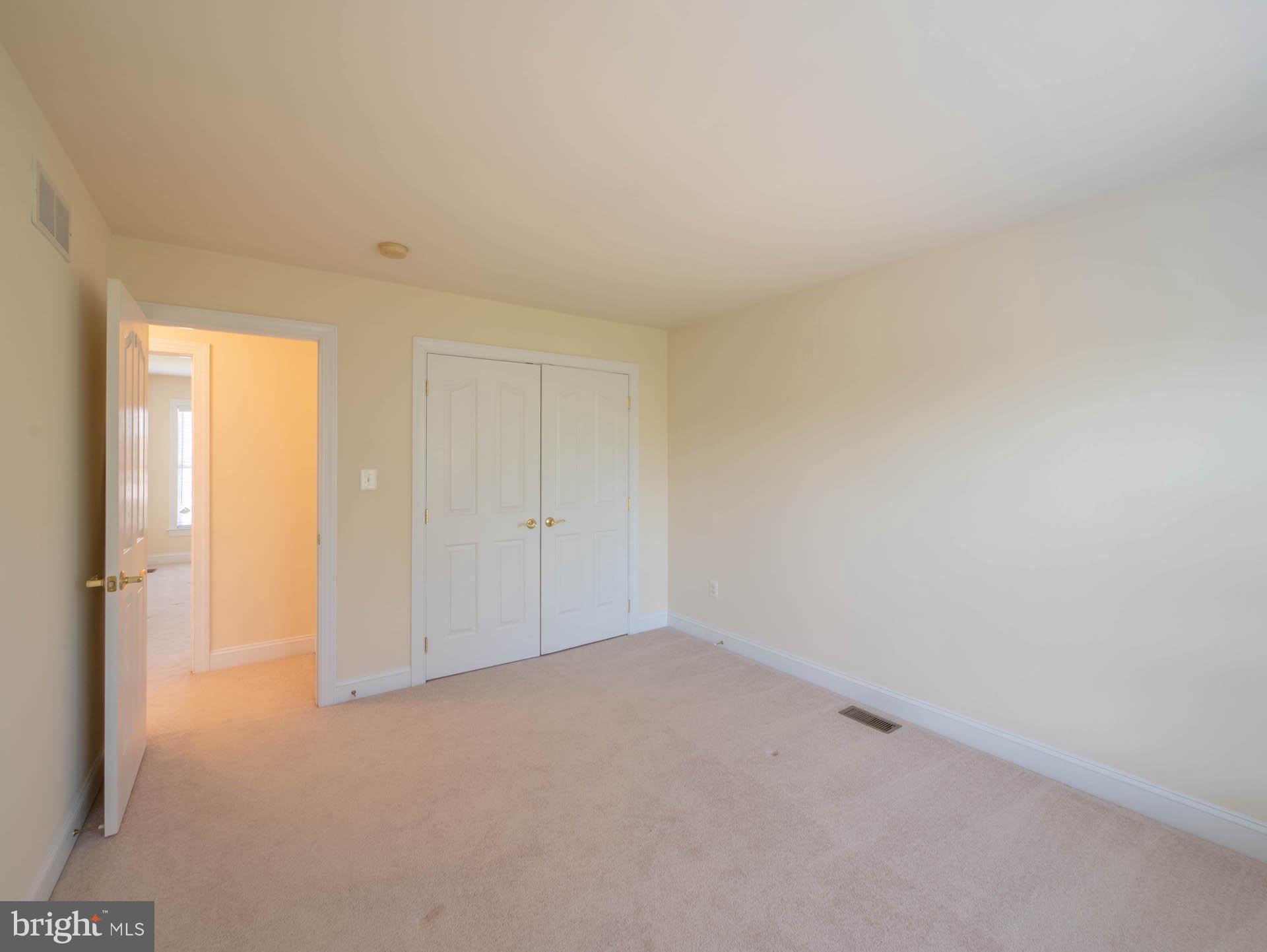 NORTH BROOK - Residential