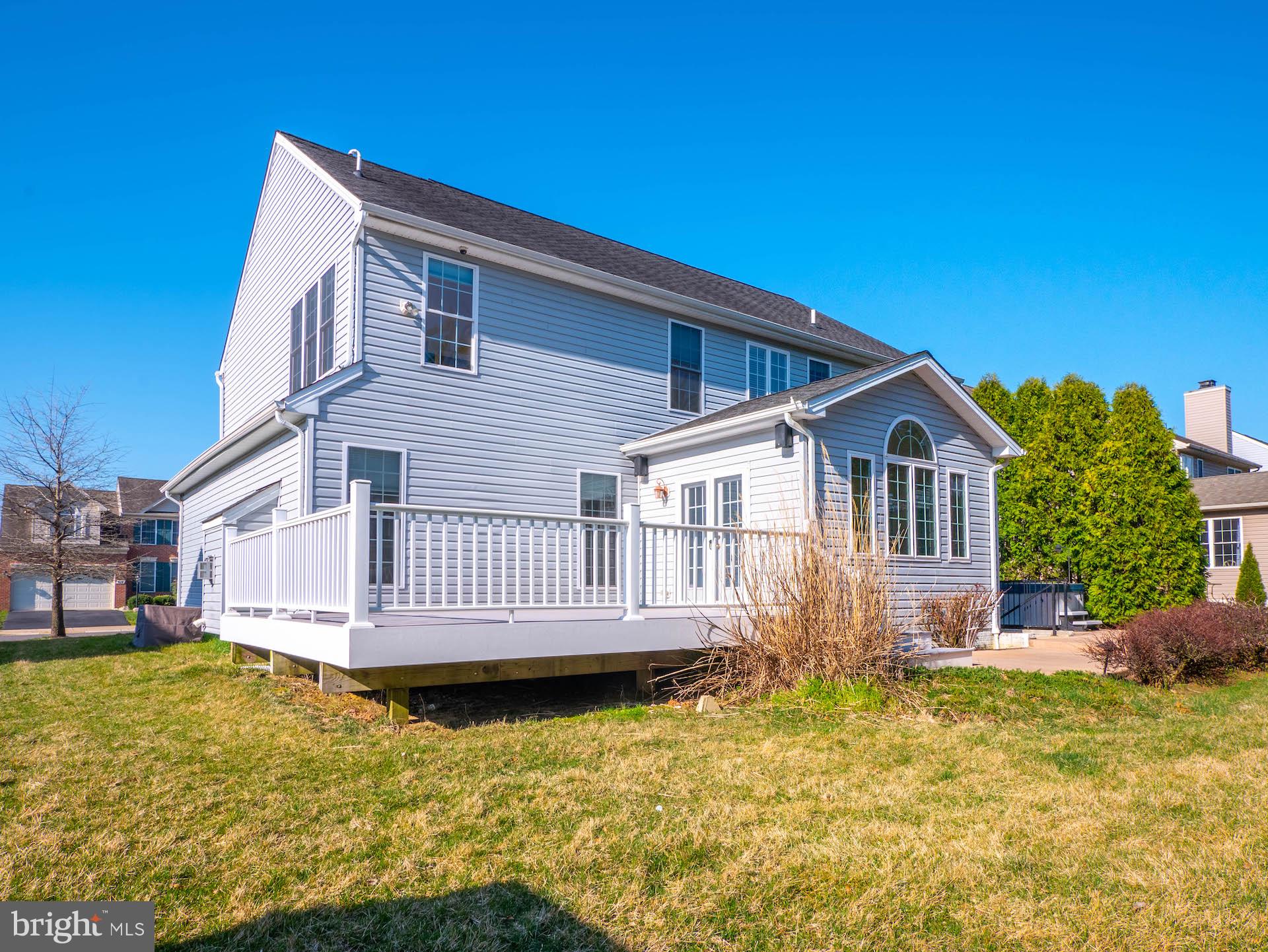 NORTH BROOK - Residential