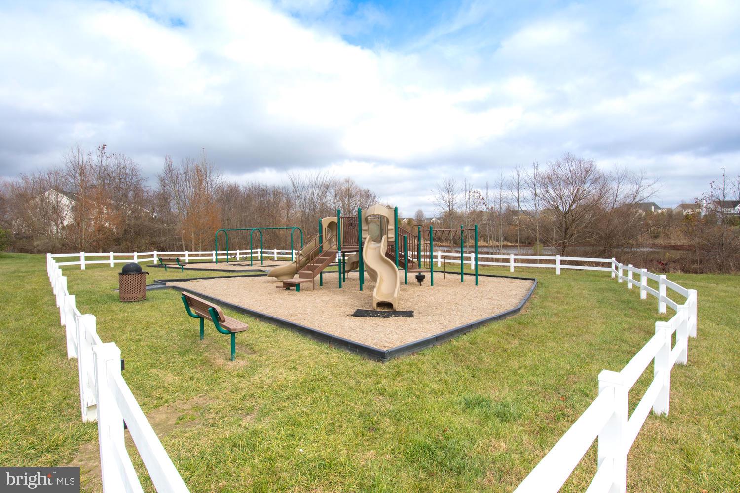 NORTH BROOK - Residential