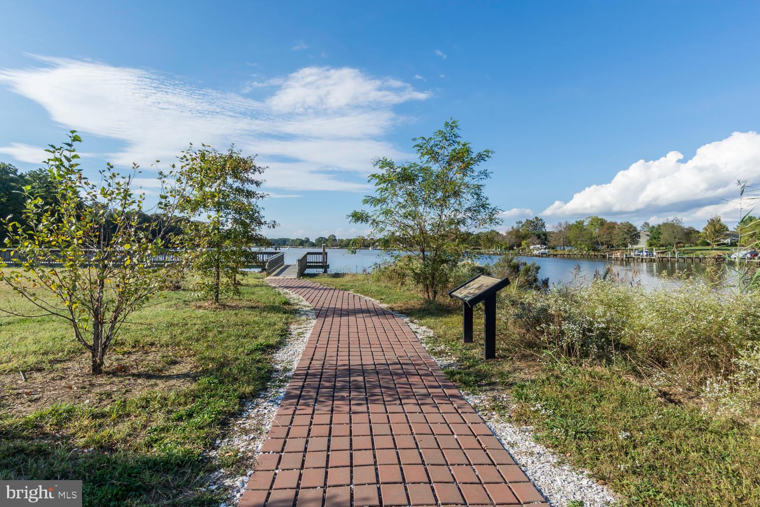 NORTH BROOK - Residential