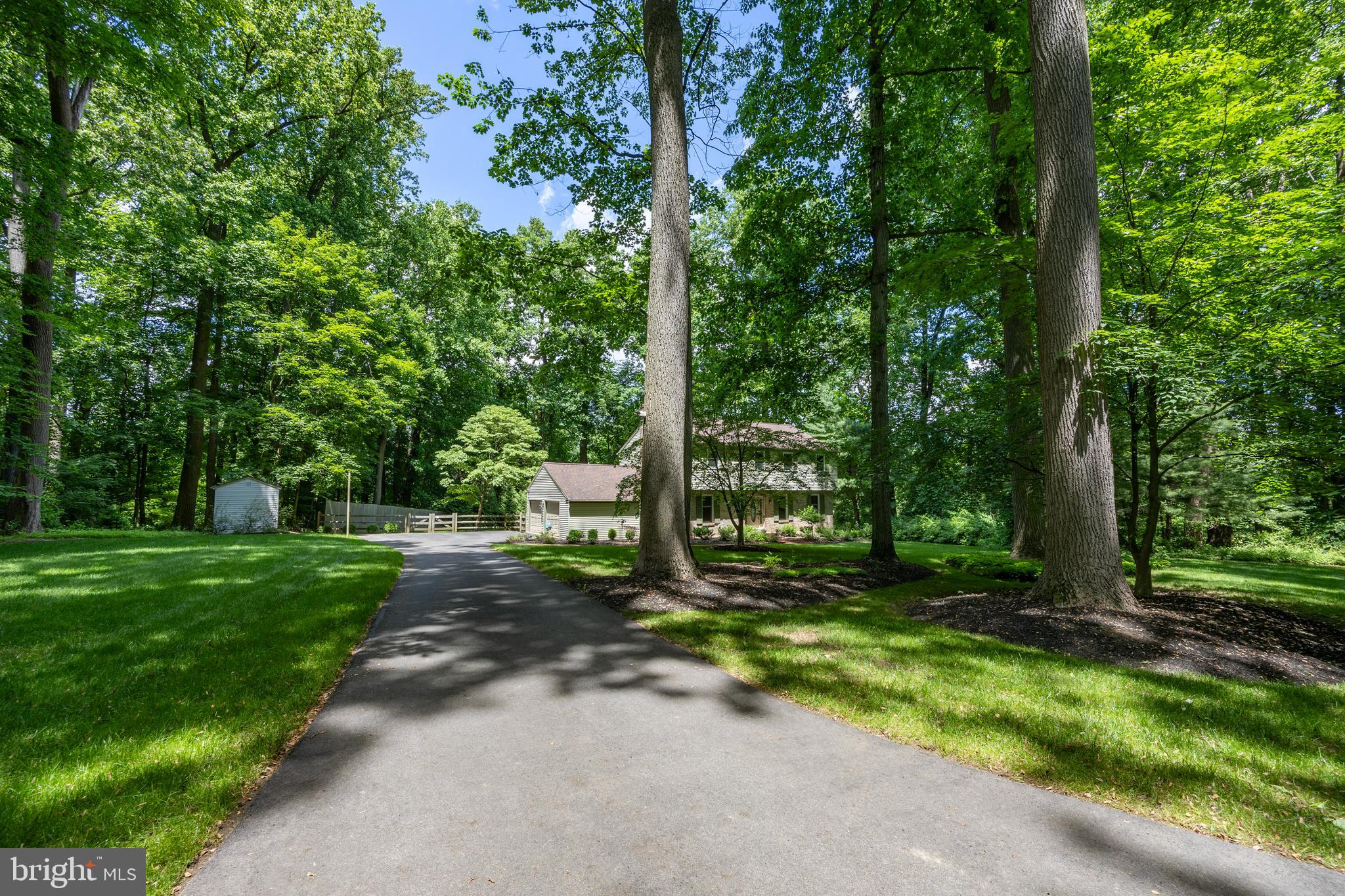 HAMORTON WOODS - Residential