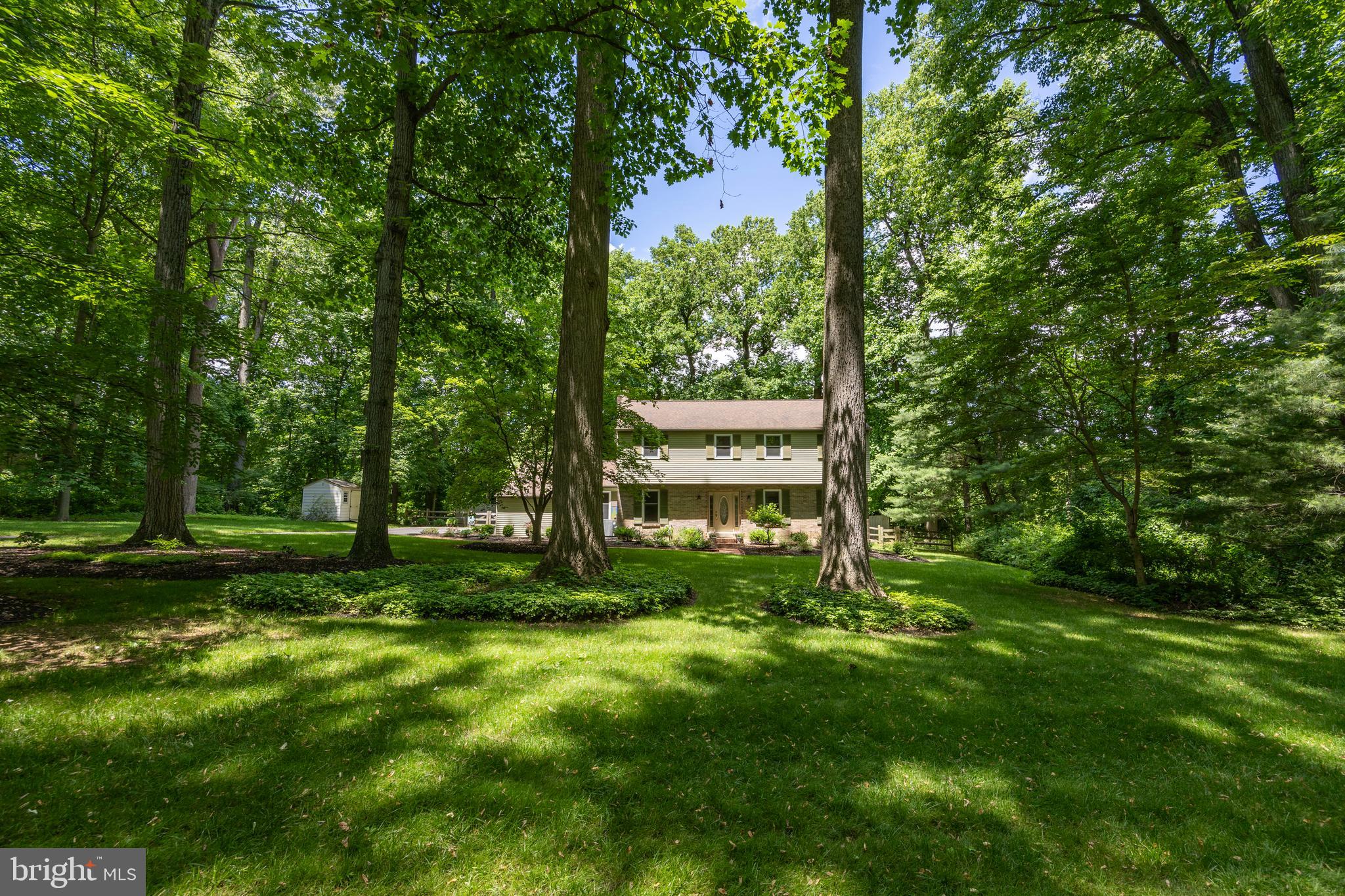 HAMORTON WOODS - Residential