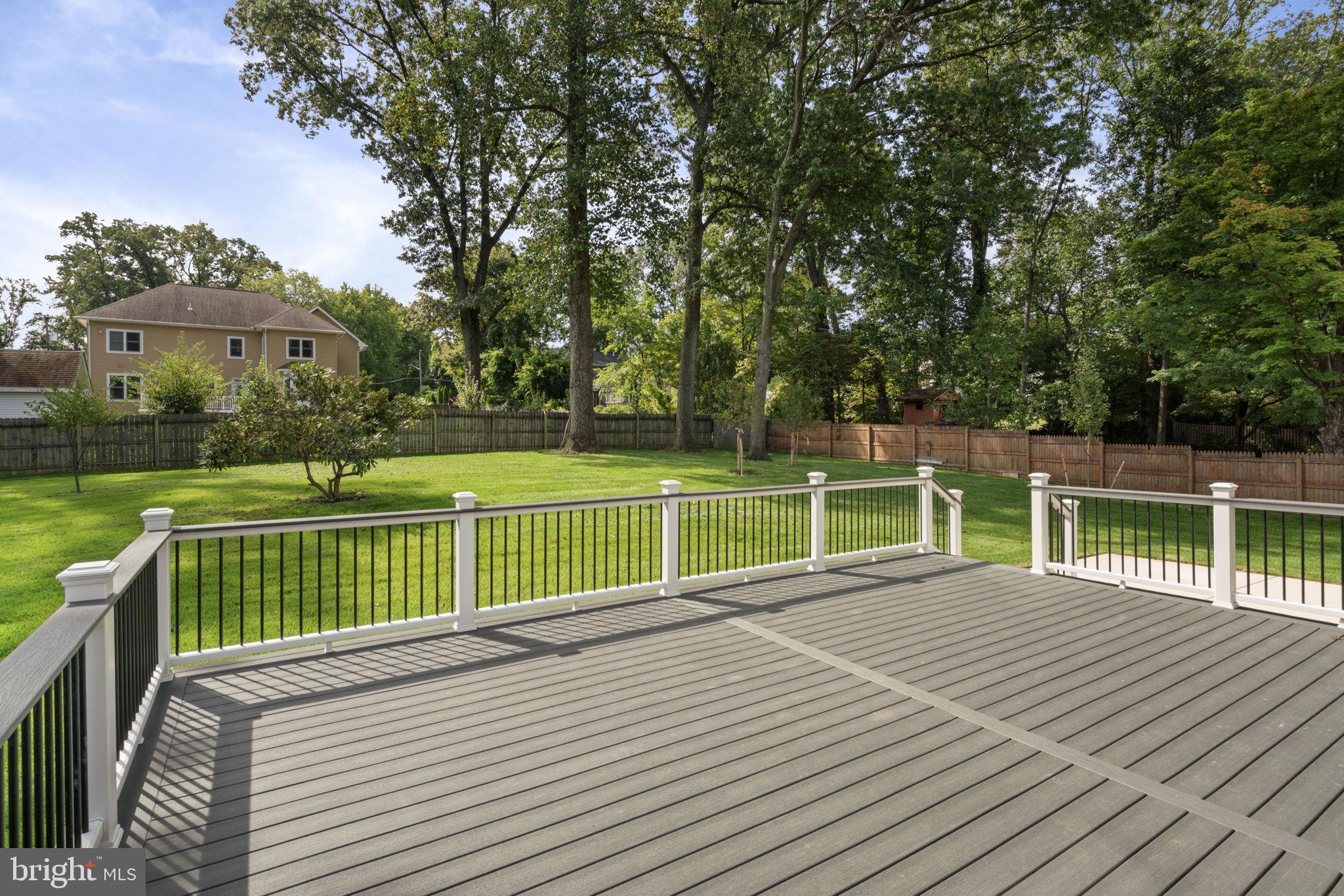 HOLMES RUN HEIGHTS - Residential