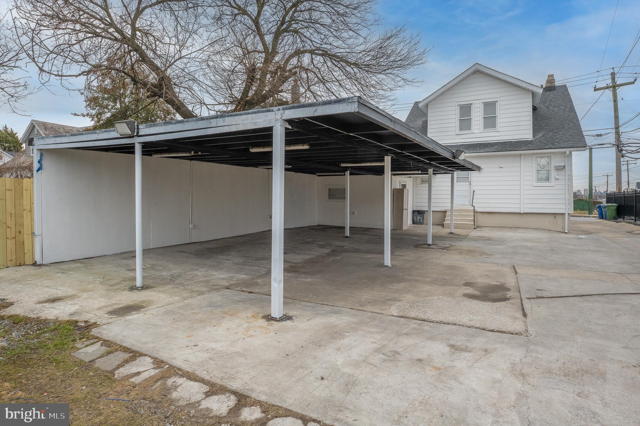 GARDENVILLE - Residential