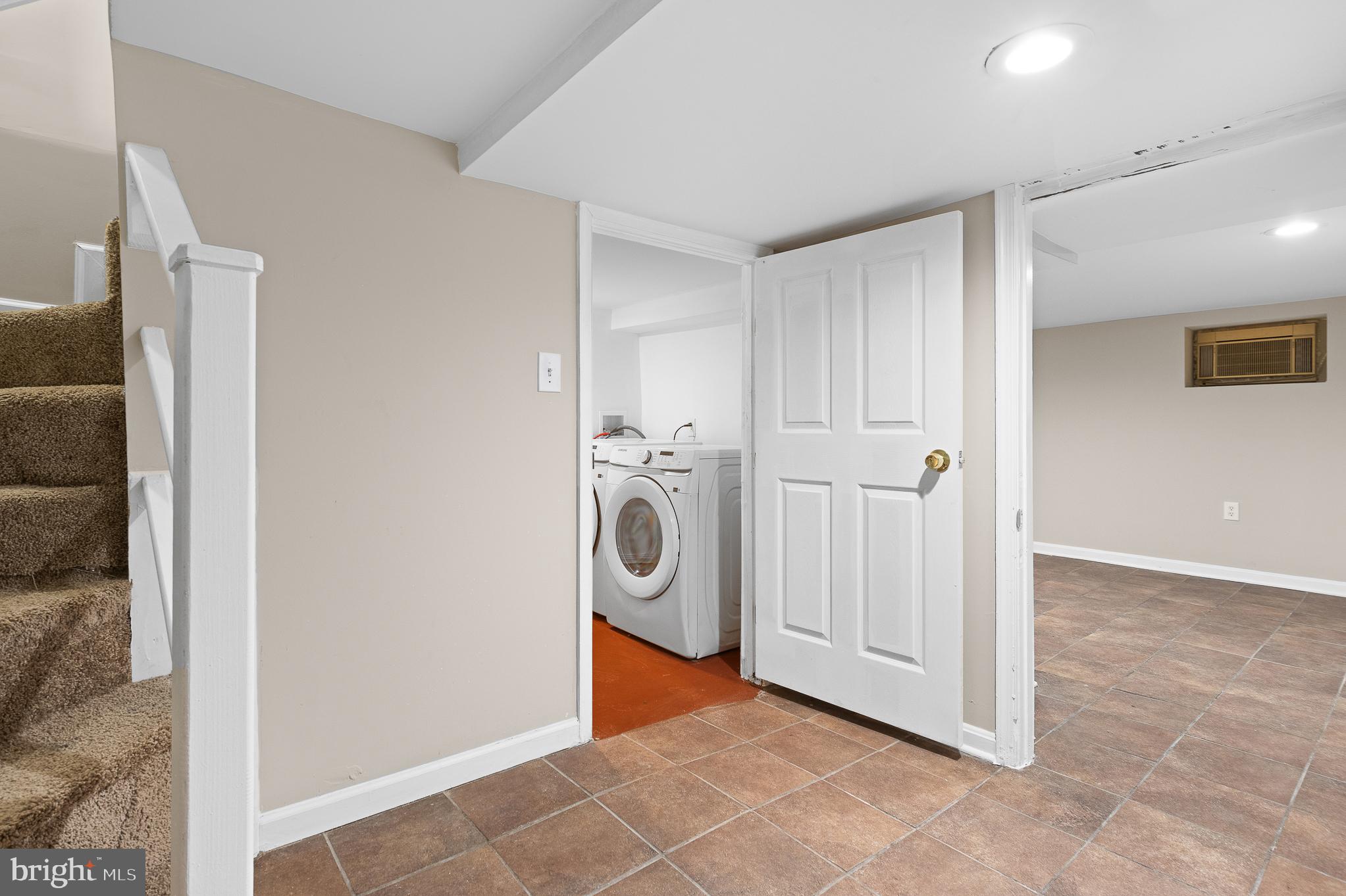 GARDENVILLE - Residential