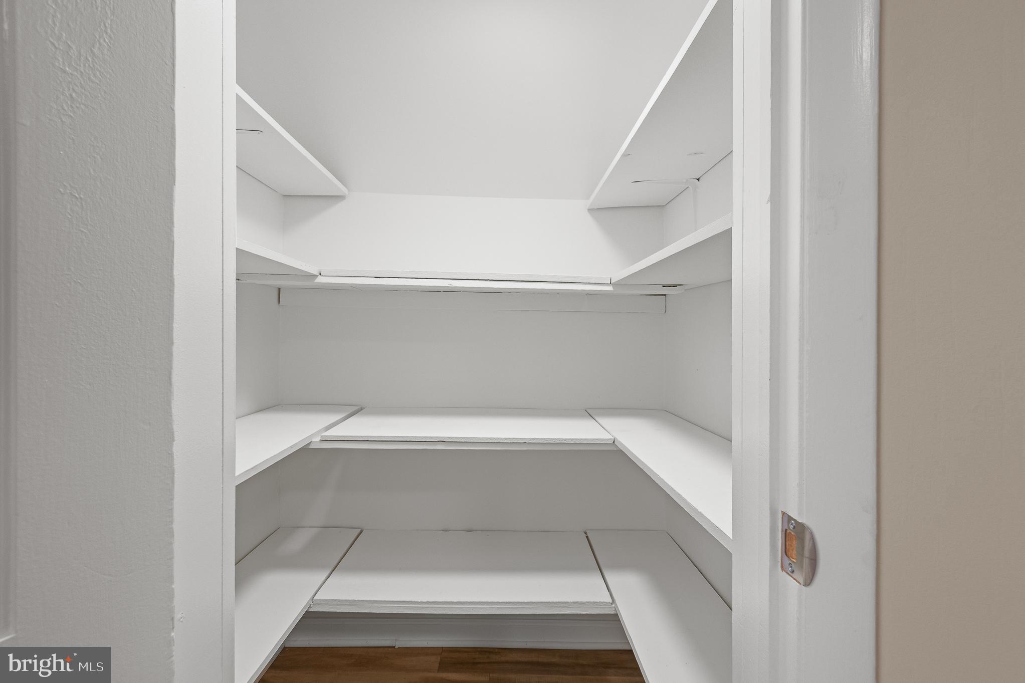 GARDENVILLE - Residential