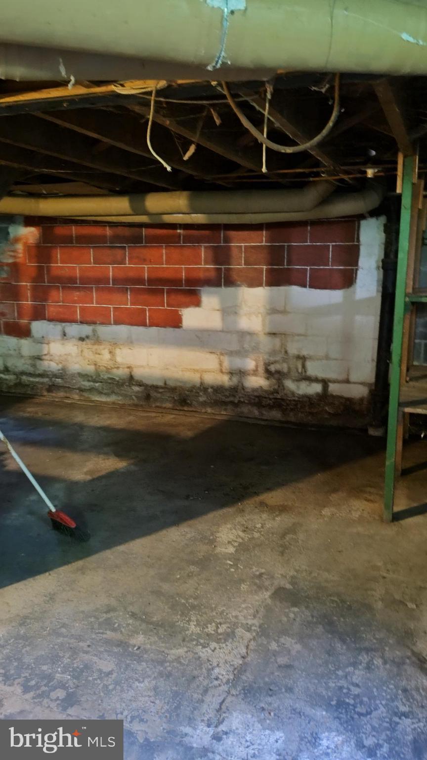 TOWN OF ROMNEY - Residential