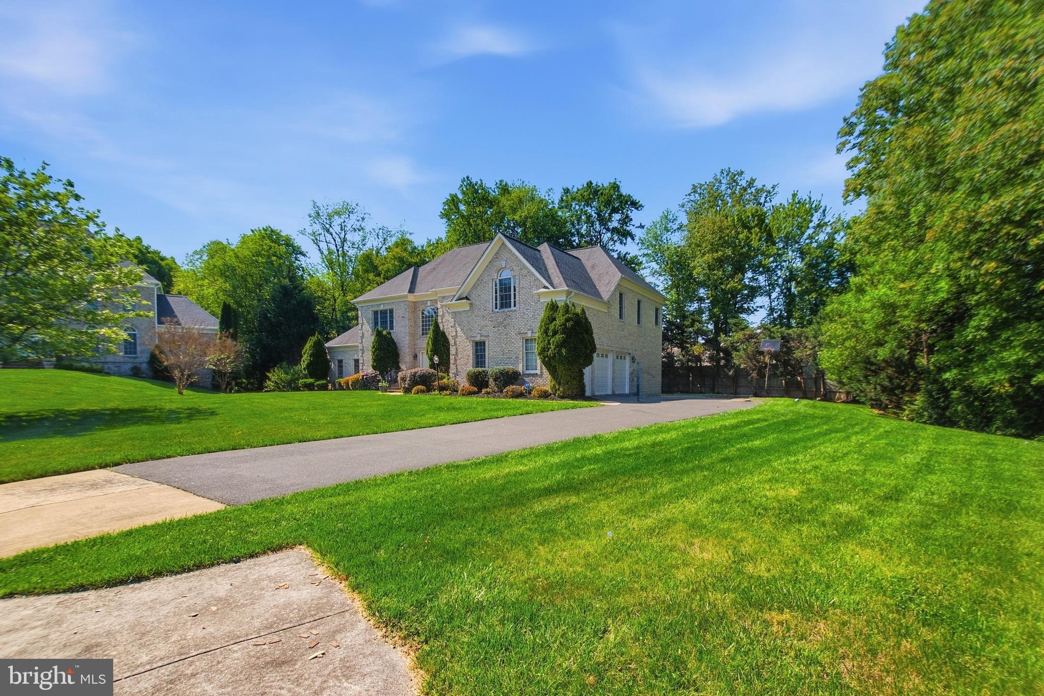 WOLFTRAP ESTATES - Residential