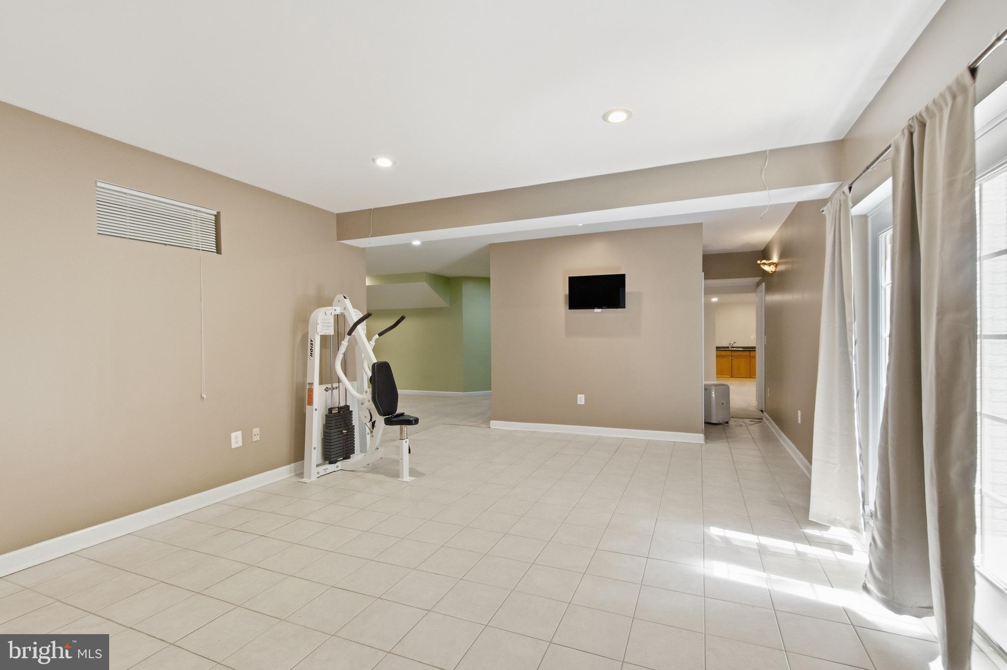 WOLFTRAP ESTATES - Residential