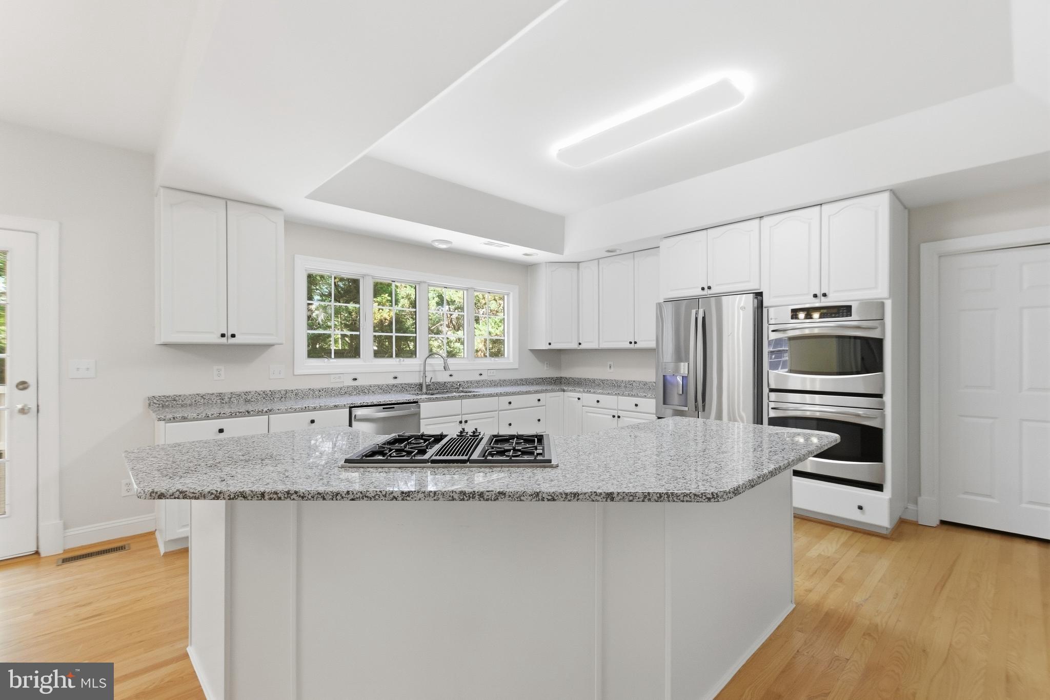 WOLFTRAP ESTATES - Residential